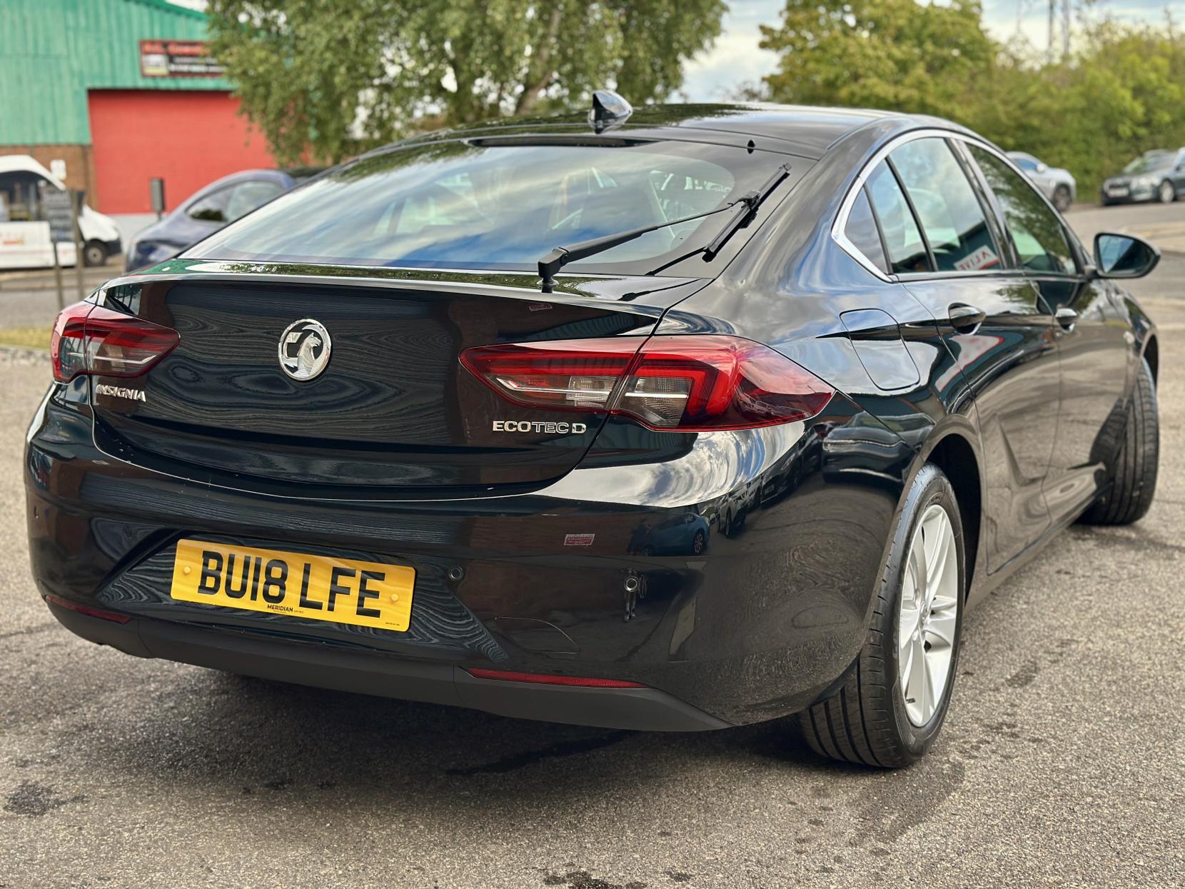 Vauxhall Insignia 1.6 Turbo D ecoTEC Tech Line Nav Grand Sport 5dr Diesel Manual Euro 6 (s/s) (110 ps)