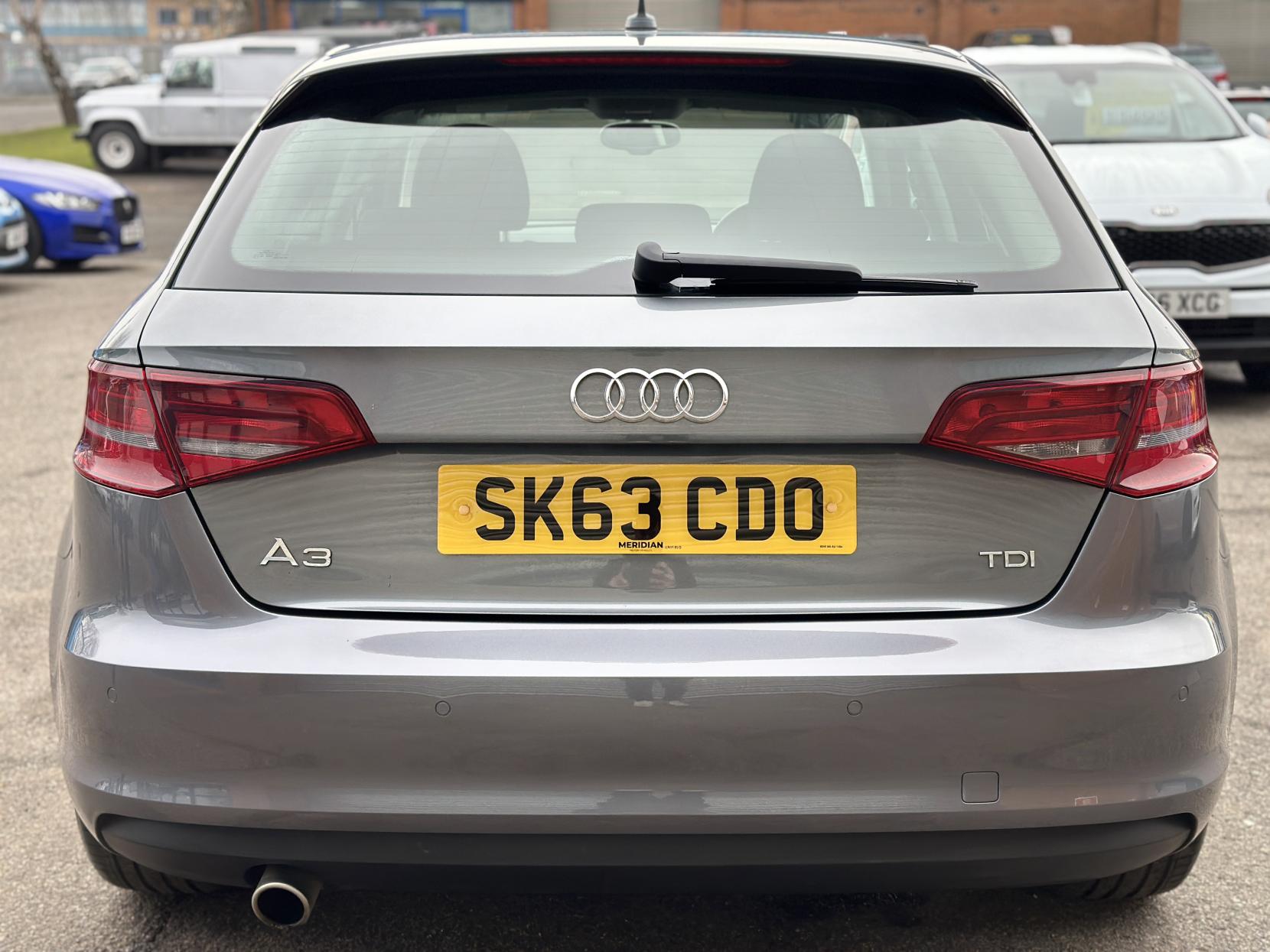 Audi A3 1.6 TDI Sport Sportback 5dr Diesel Manual Euro 5 (s/s) (105 ps)