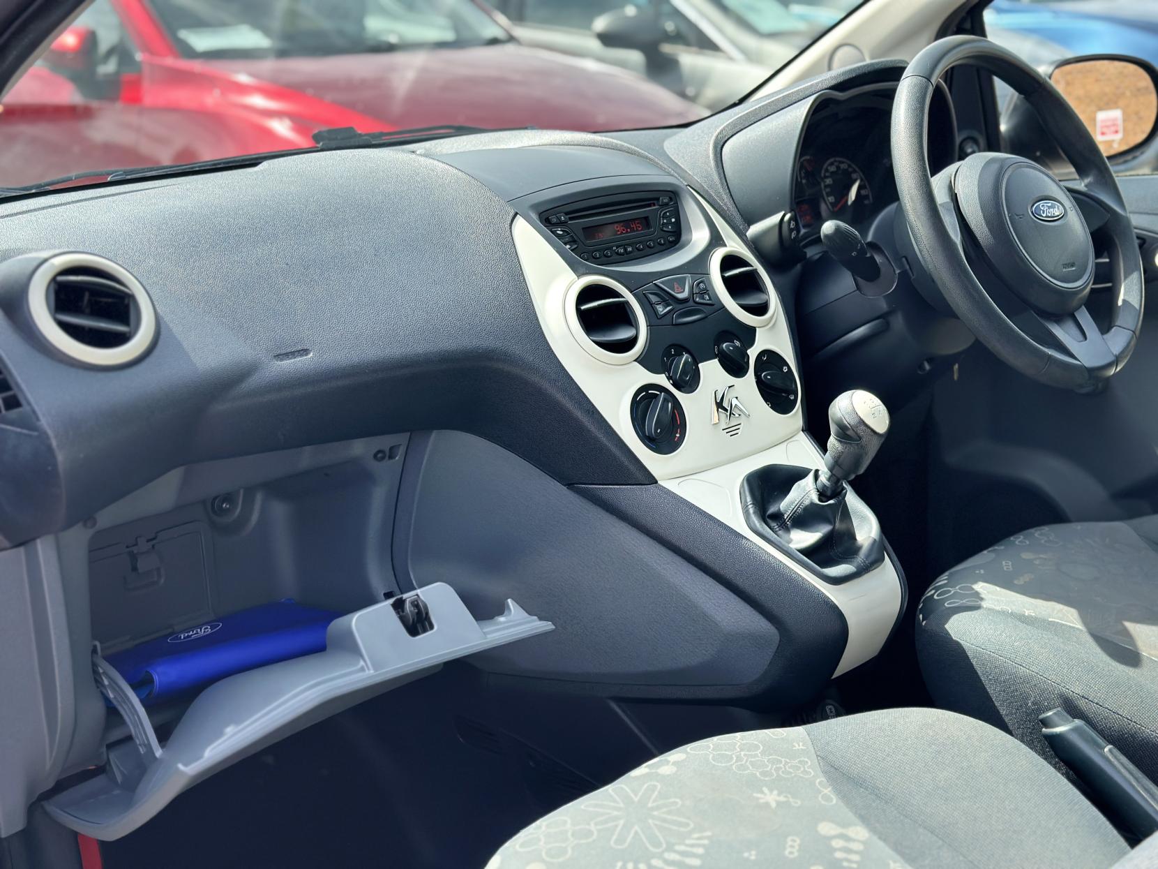 Ford Ka 1.2 Studio Hatchback 3dr Petrol Manual Euro 5 (69 ps)