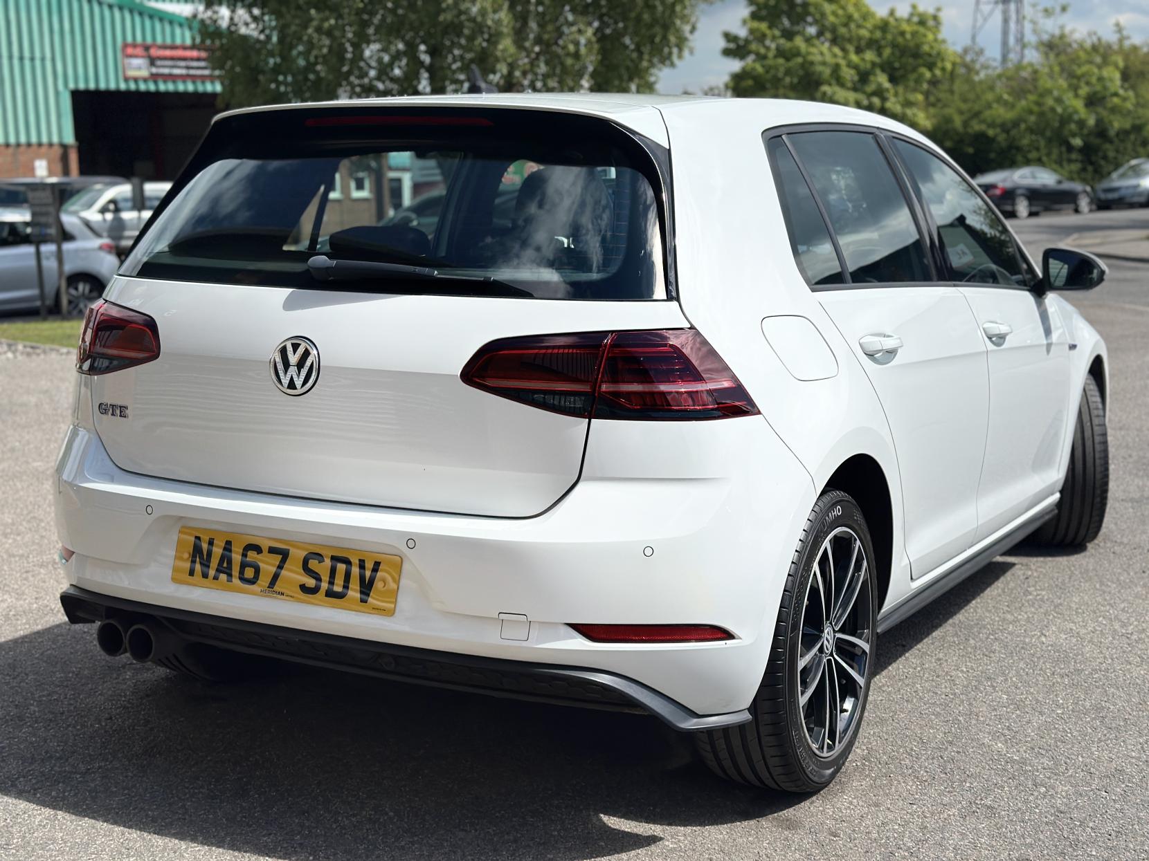 Volkswagen Golf 1.4 TSI 8.7kWh GTE Hatchback 5dr Petrol Plug-in Hybrid DSG Euro 6 (s/s) (204 ps)
