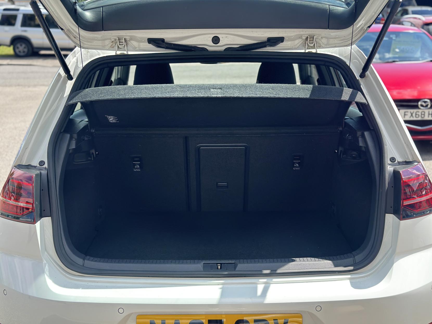 Volkswagen Golf 1.4 TSI 8.7kWh GTE Hatchback 5dr Petrol Plug-in Hybrid DSG Euro 6 (s/s) (204 ps)