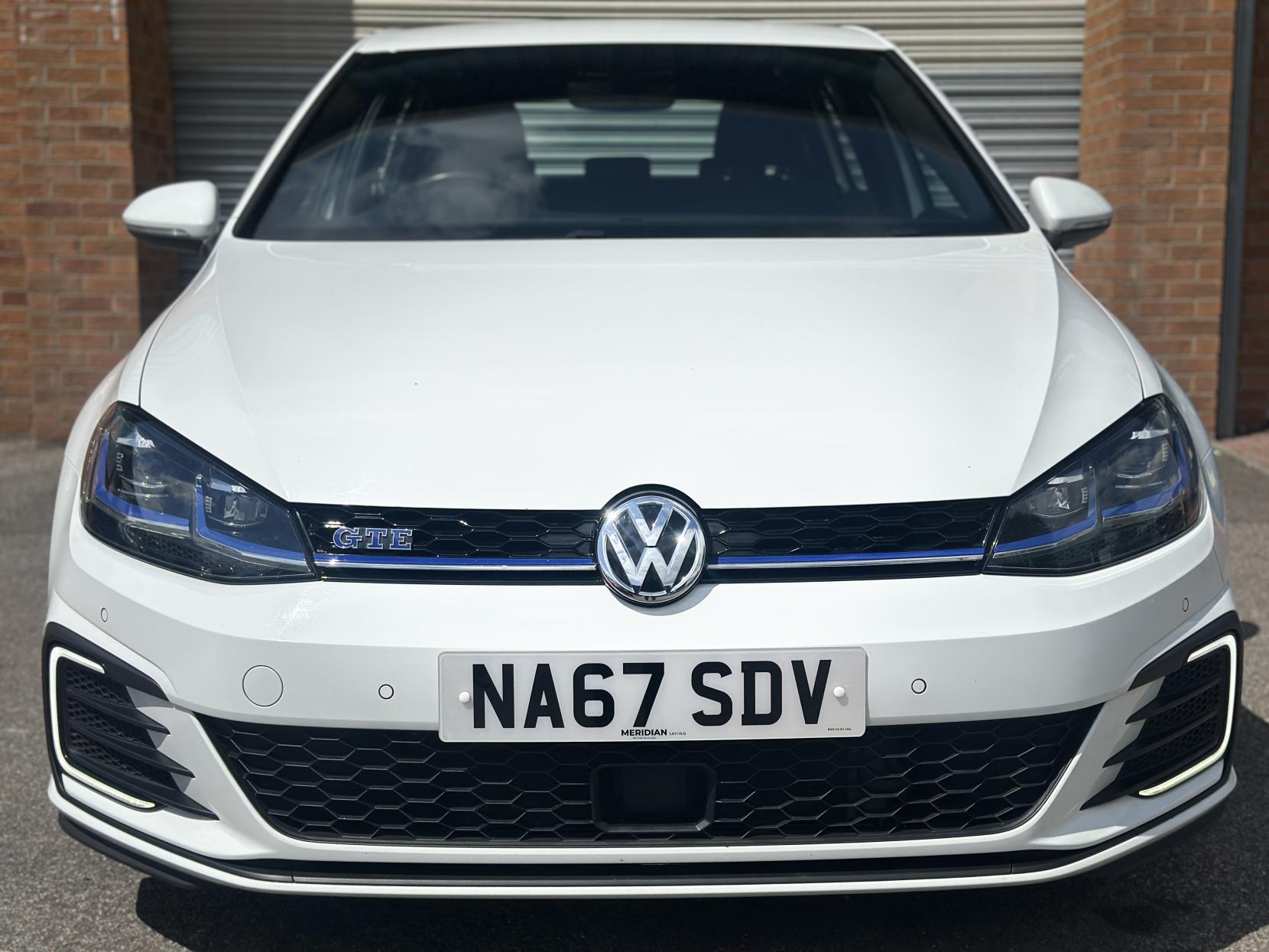 Volkswagen Golf 1.4 TSI 8.7kWh GTE Hatchback 5dr Petrol Plug-in Hybrid DSG Euro 6 (s/s) (204 ps)