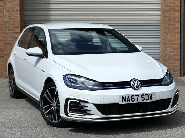 Volkswagen Golf 1.4 TSI 8.7kWh GTE Hatchback 5dr Petrol Plug-in Hybrid DSG Euro 6 (s/s) (204 ps)