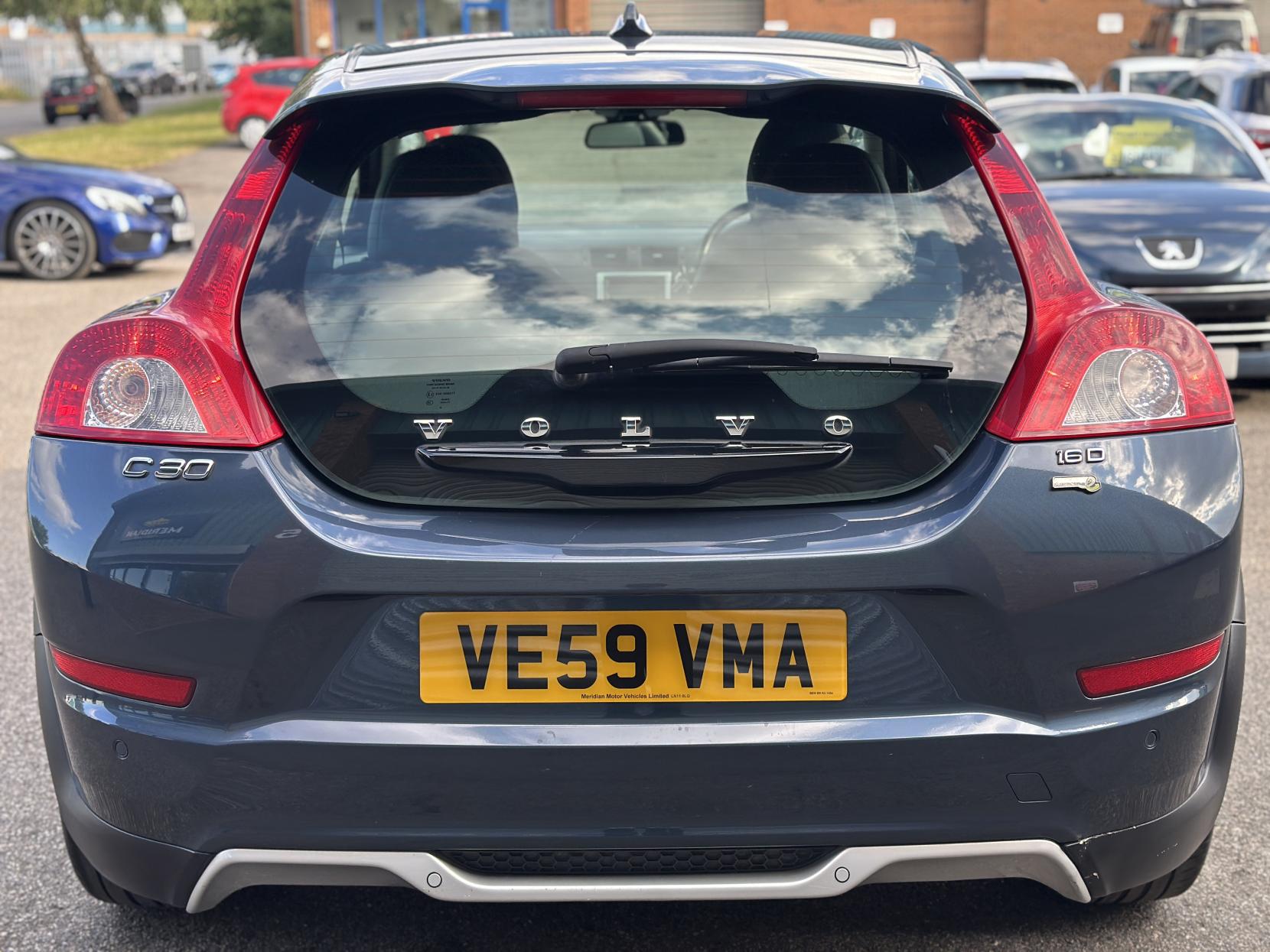 Volvo C30 1.6D DRIVe SE Sports Coupe 3dr Diesel Manual Euro 4 (109 ps)