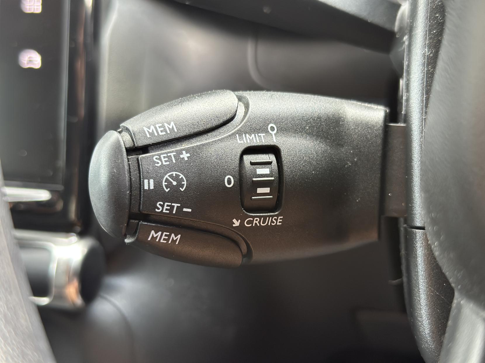 Citroen C3 1.6 BlueHDi Feel Hatchback 5dr Diesel Manual Euro 6 (s/s) (75 ps)