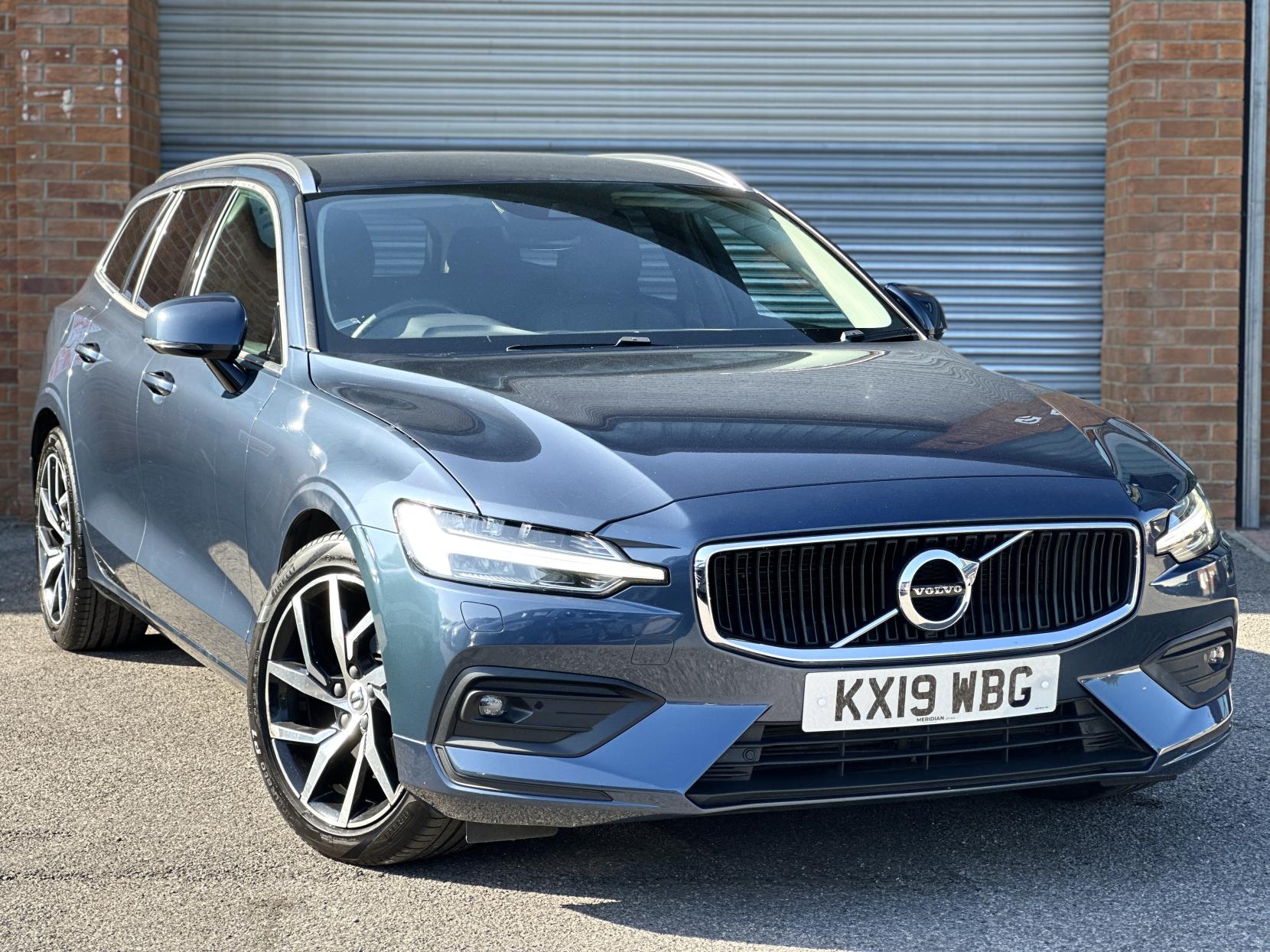 Volvo V60 2.0 D4 Momentum Pro Estate 5dr Diesel Auto Euro 6 (s/s) (190 ps)