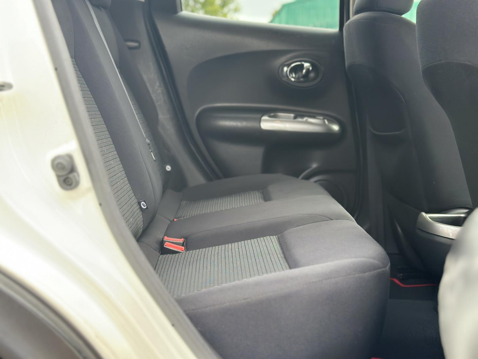 Nissan Juke 1.2 DIG-T Acenta SUV 5dr Petrol Manual Euro 6 (s/s) (115 ps)