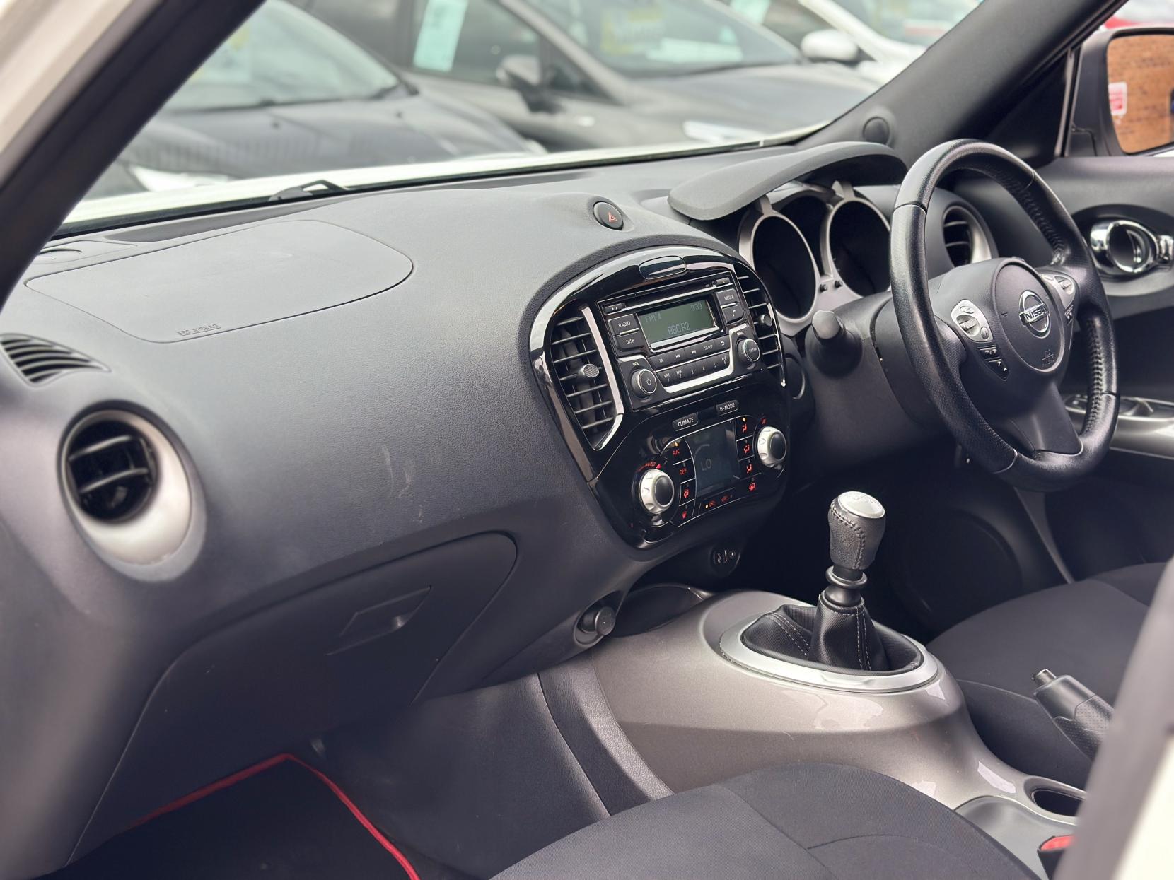 Nissan Juke 1.2 DIG-T Acenta SUV 5dr Petrol Manual Euro 6 (s/s) (115 ps)