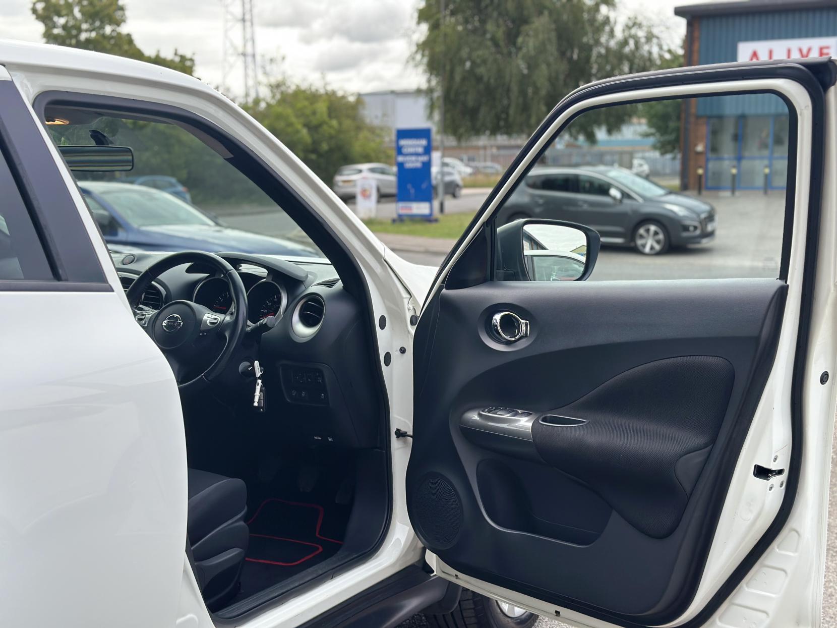 Nissan Juke 1.2 DIG-T Acenta SUV 5dr Petrol Manual Euro 6 (s/s) (115 ps)