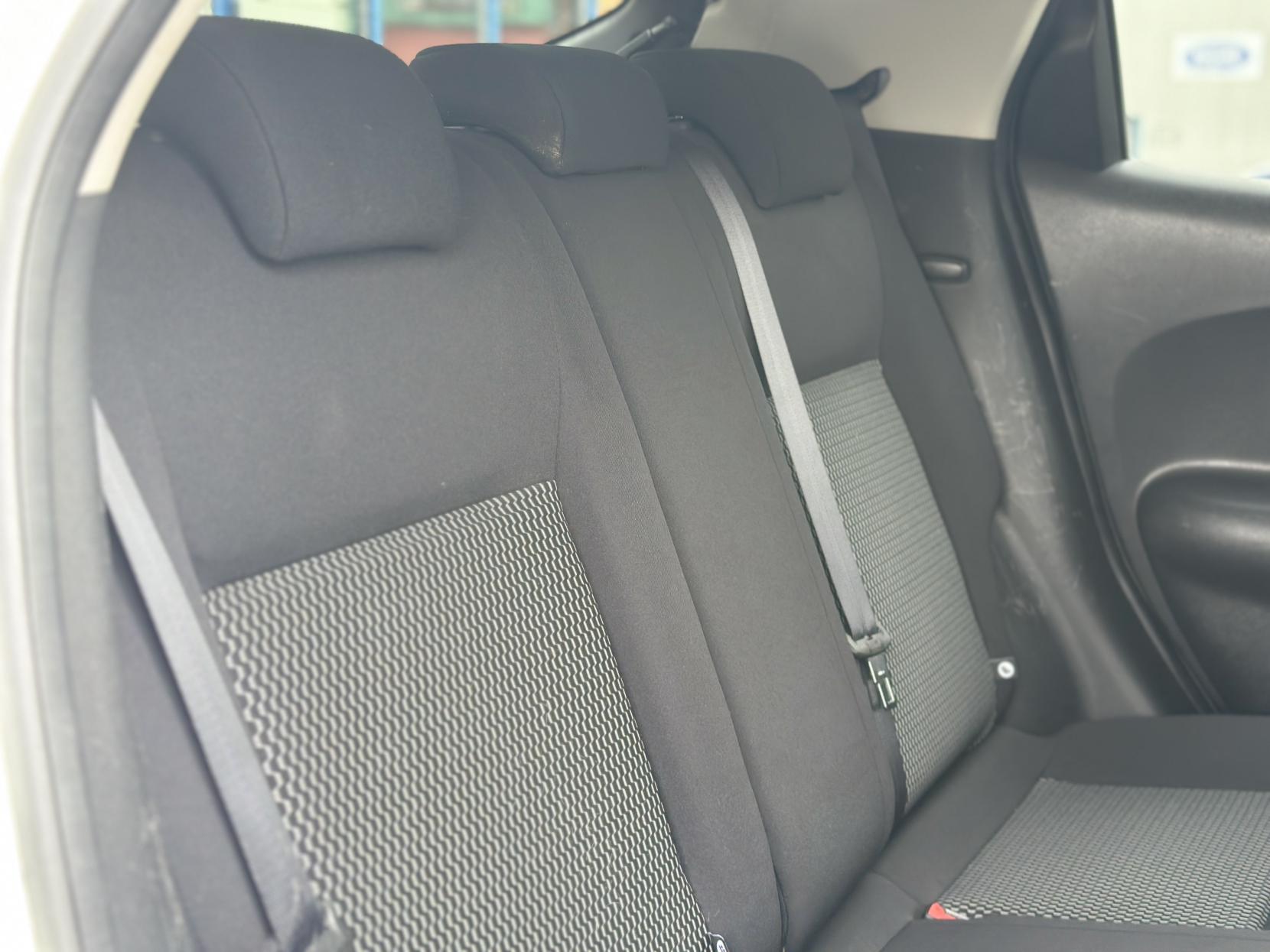 Nissan Juke 1.2 DIG-T Acenta SUV 5dr Petrol Manual Euro 6 (s/s) (115 ps)