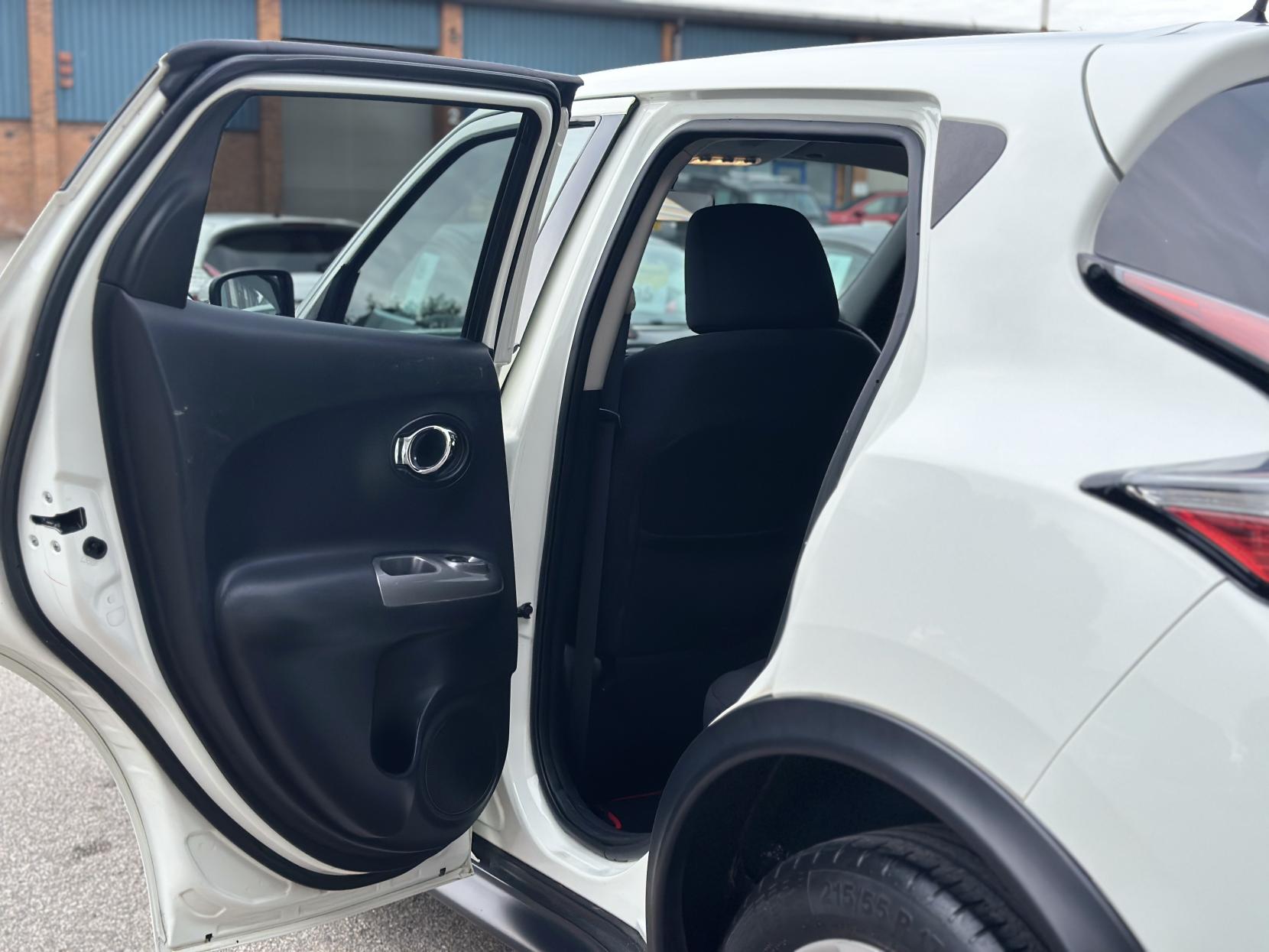 Nissan Juke 1.2 DIG-T Acenta SUV 5dr Petrol Manual Euro 6 (s/s) (115 ps)