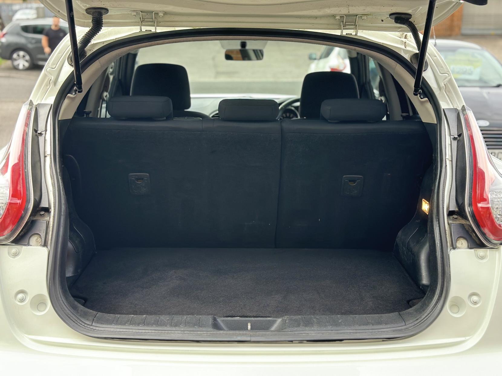 Nissan Juke 1.2 DIG-T Acenta SUV 5dr Petrol Manual Euro 6 (s/s) (115 ps)