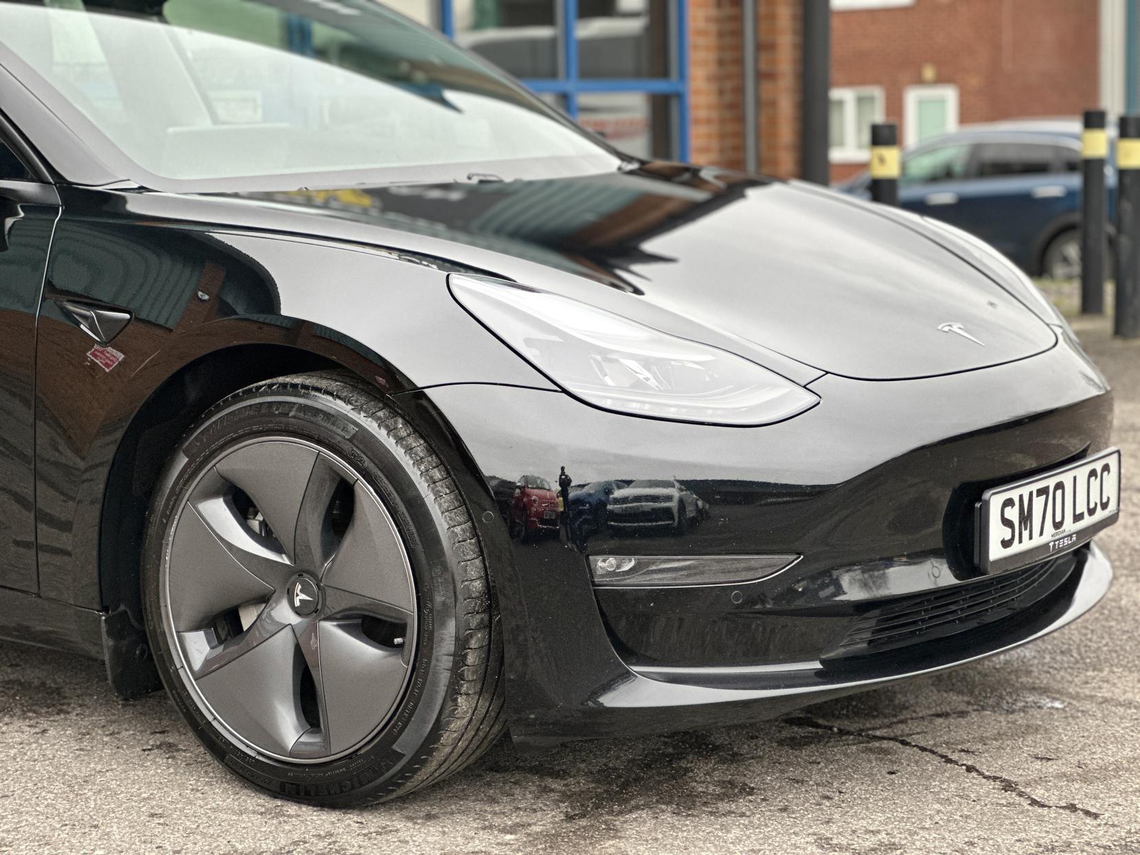 Tesla Model 3 (Dual Motor) Long Range Saloon 4dr Electric Auto 4WDE (346 ps)