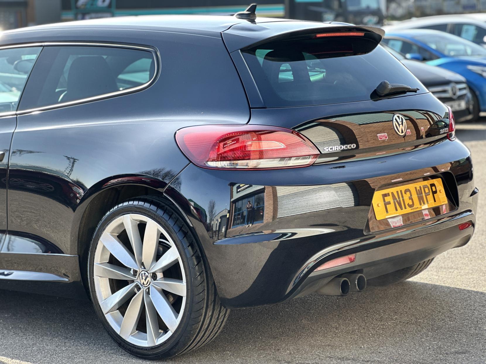 Volkswagen Scirocco 2.0 TSI R-Line Hatchback 3dr Petrol Manual Euro 5 (Leather, Nav) (210 ps)