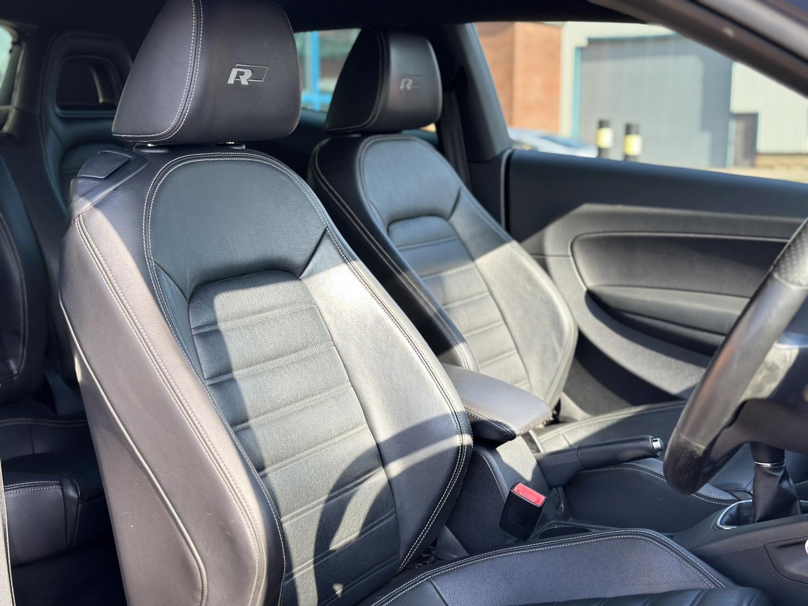 Volkswagen Scirocco 2.0 TSI R-Line Hatchback 3dr Petrol Manual Euro 5 (Leather, Nav) (210 ps)