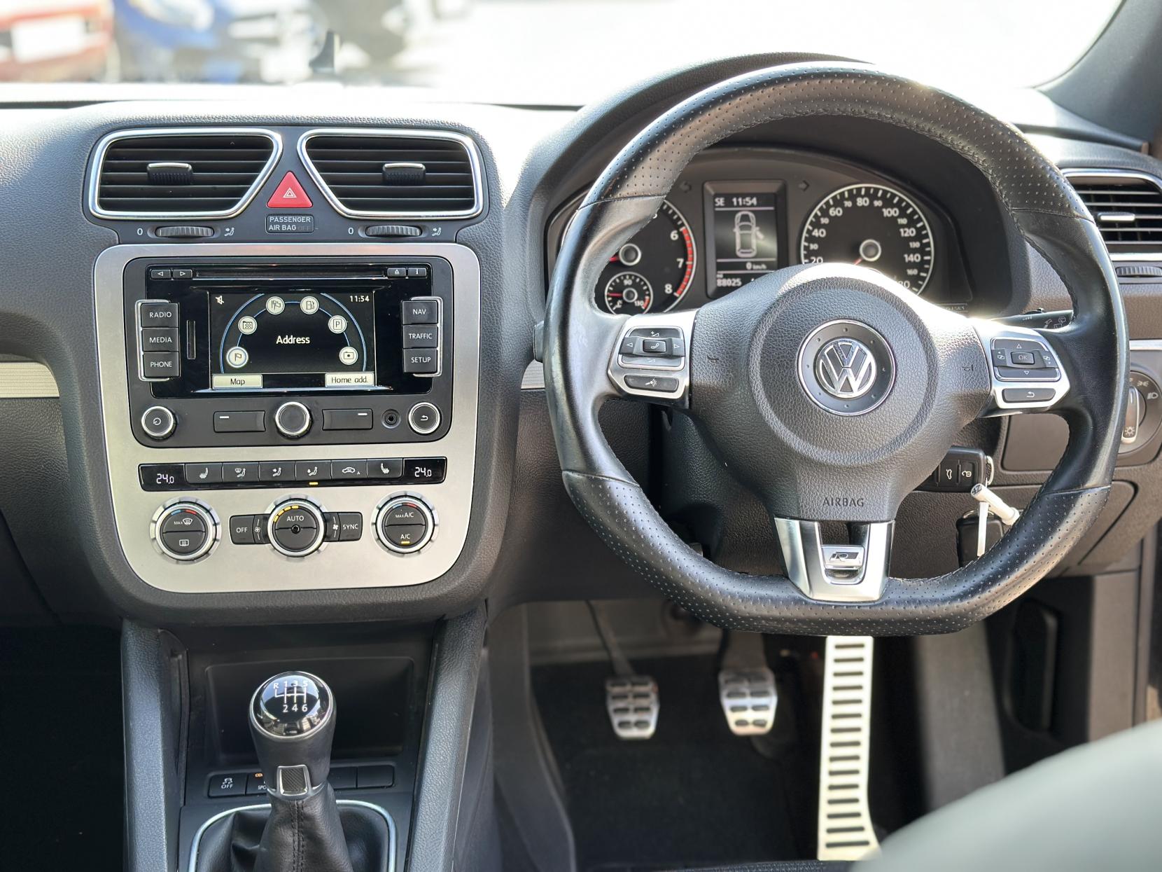 Volkswagen Scirocco 2.0 TSI R-Line Hatchback 3dr Petrol Manual Euro 5 (Leather, Nav) (210 ps)