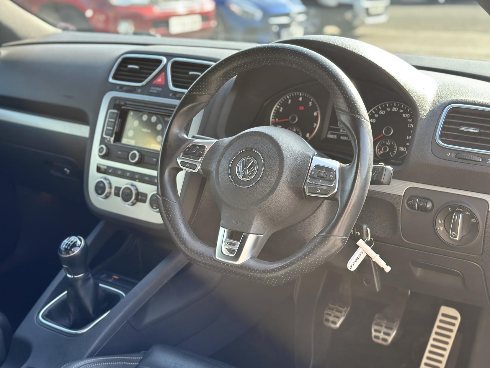Volkswagen Scirocco 2.0 TSI R-Line Hatchback 3dr Petrol Manual Euro 5 (Leather, Nav) (210 ps)