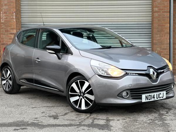 Renault Clio 1.5 dCi Dynamique S MediaNav Hatchback 5dr Diesel EDC Euro 5 (90 ps)