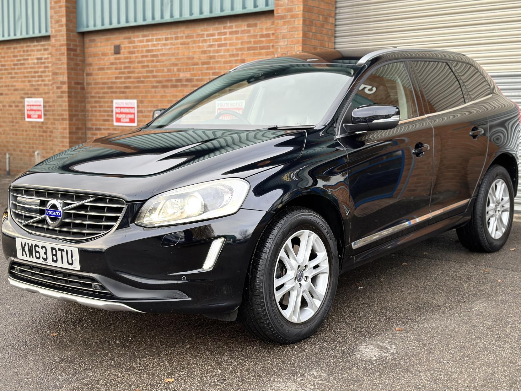 Volvo XC60 2.4 D5 SE Lux Nav SUV 5dr Diesel Geartronic AWD Euro 5 (215 ps)