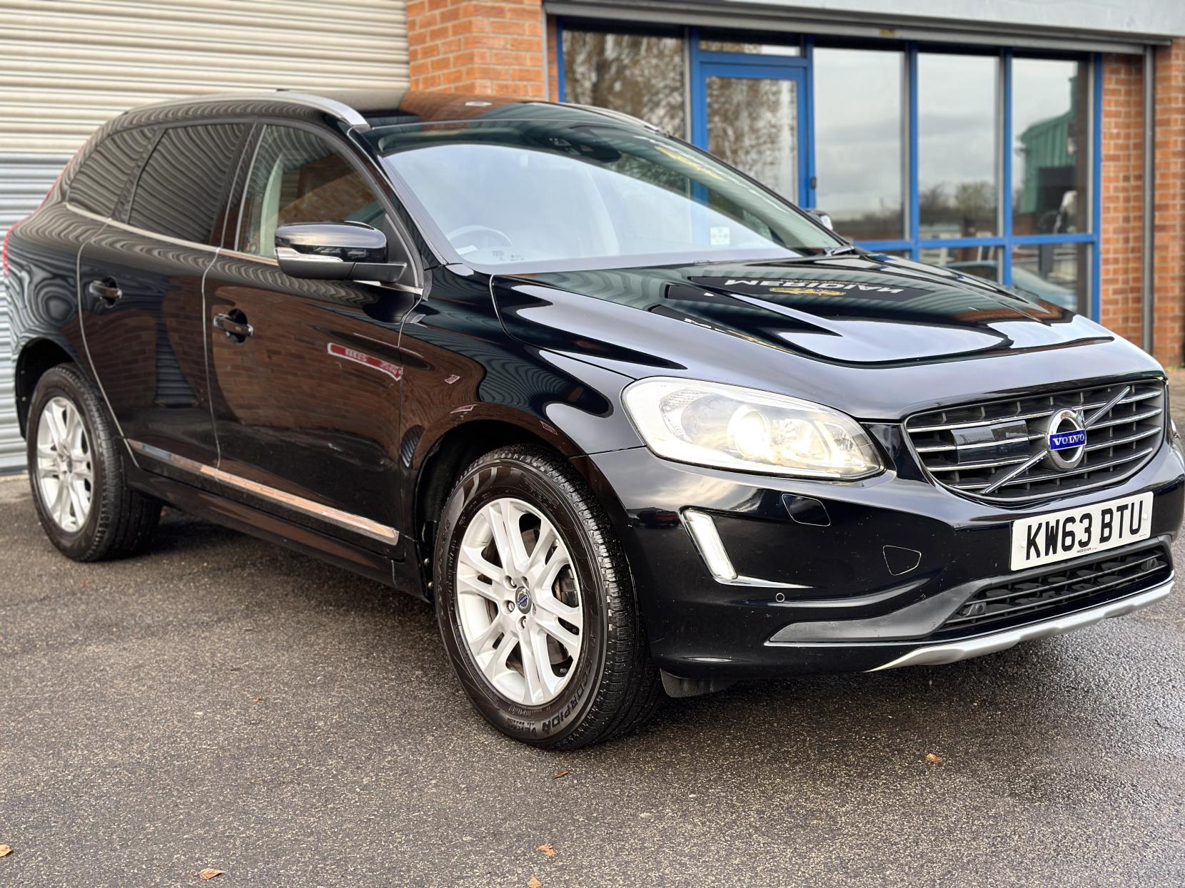 Volvo XC60 2.4 D5 SE Lux Nav SUV 5dr Diesel Geartronic AWD Euro 5 (215 ps)