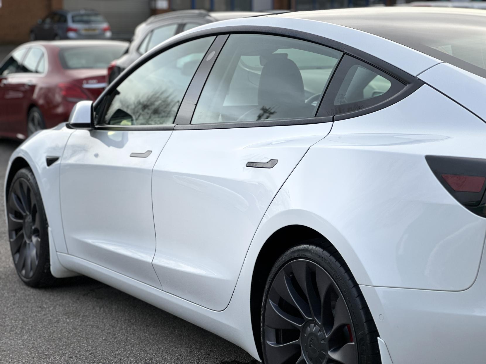 Tesla Model 3 (Dual Motor) Performance Saloon 4dr Electric Auto 4WDE (Performance Upgrade) (449 bhp)