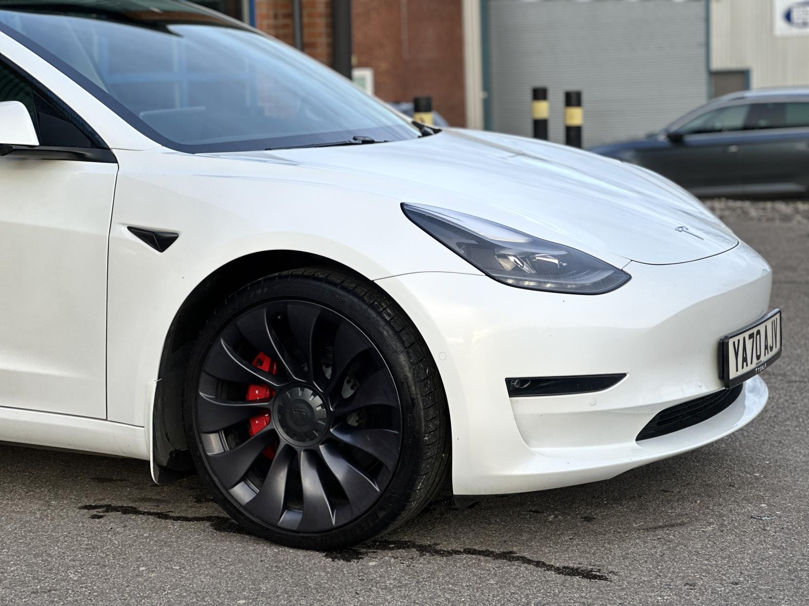 Tesla Model 3 (Dual Motor) Performance Saloon 4dr Electric Auto 4WDE (Performance Upgrade) (449 bhp)