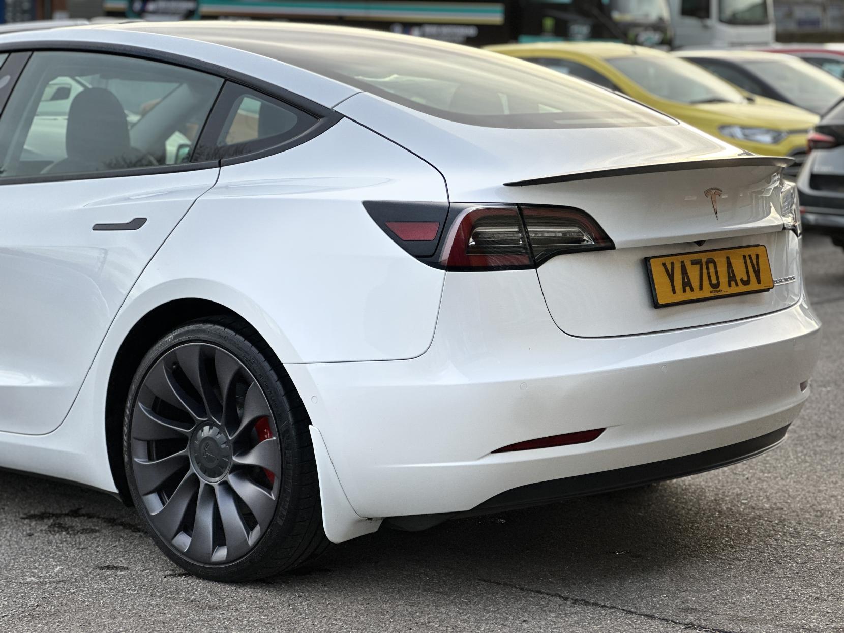 Tesla Model 3 (Dual Motor) Performance Saloon 4dr Electric Auto 4WDE (Performance Upgrade) (449 bhp)