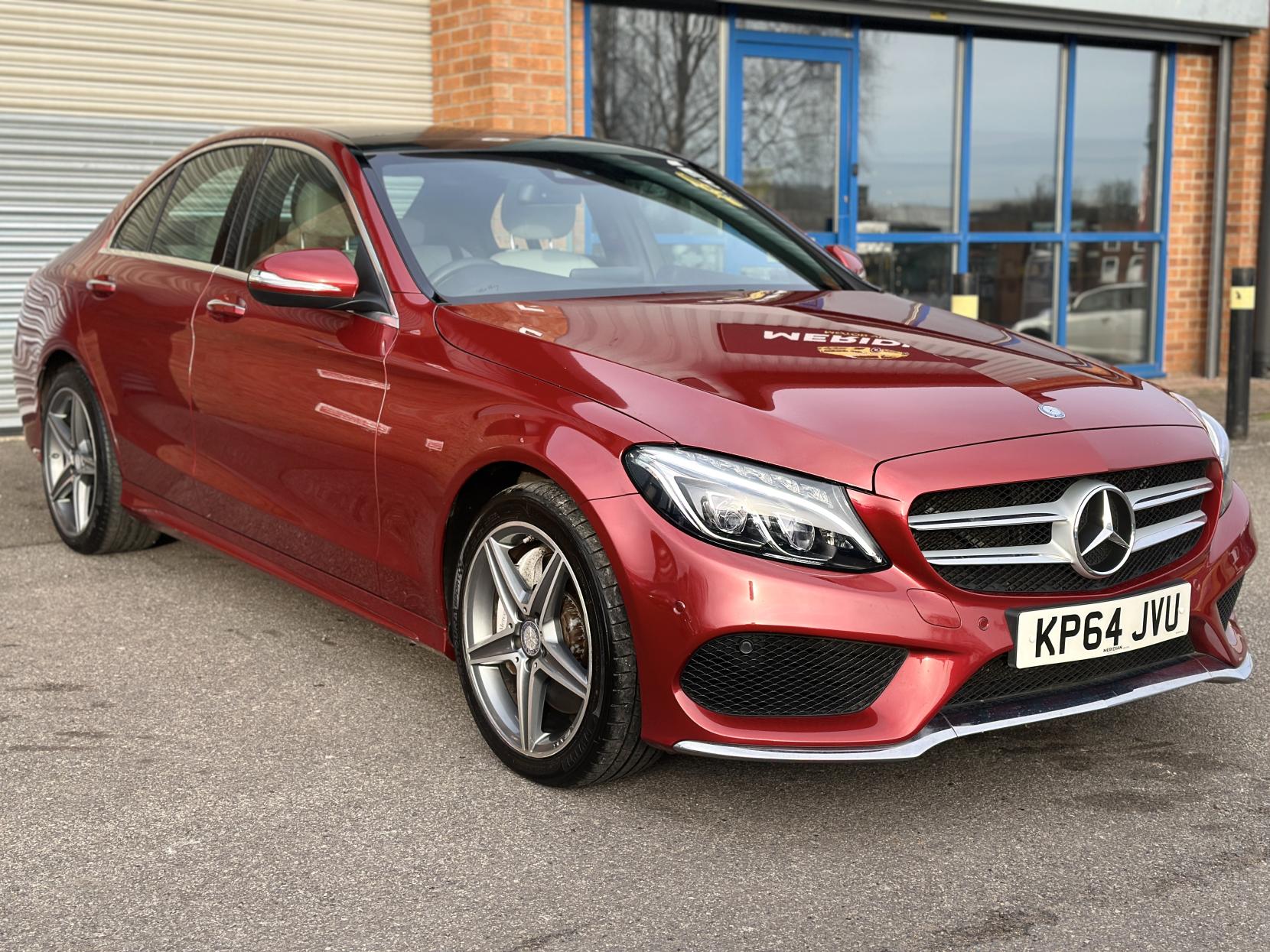 Mercedes-Benz C Class 2.1 C300h BlueTEC AMG Line Saloon 4dr Diesel Hybrid G-Tronic+ Euro 6 (s/s) (231 ps)