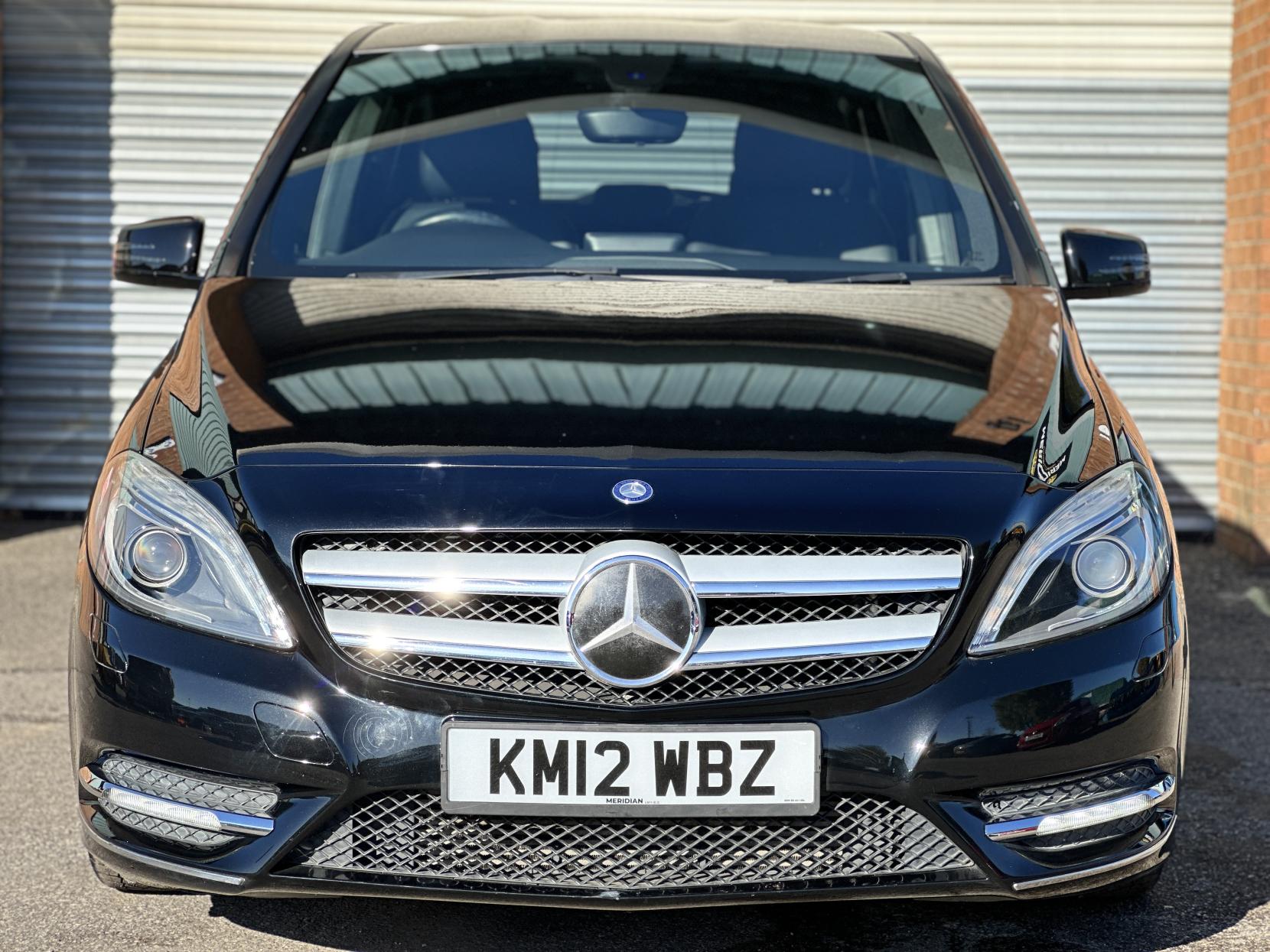 Mercedes-Benz B Class 1.6 B180 BlueEfficiency Sport MPV 5dr Petrol 7G-DCT Euro 5 (s/s) (122 ps)