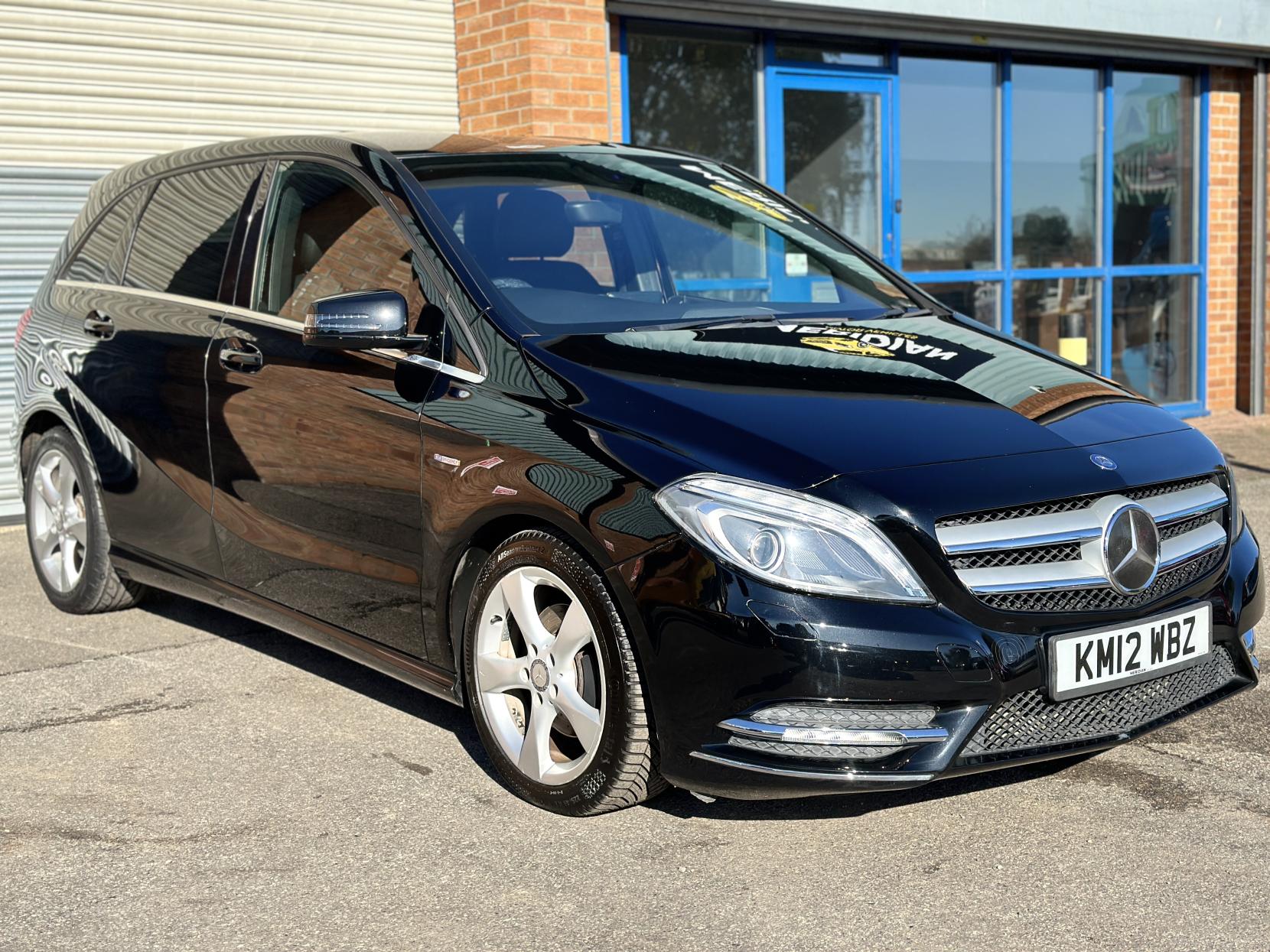 Mercedes-Benz B Class 1.6 B180 BlueEfficiency Sport MPV 5dr Petrol 7G-DCT Euro 5 (s/s) (122 ps)