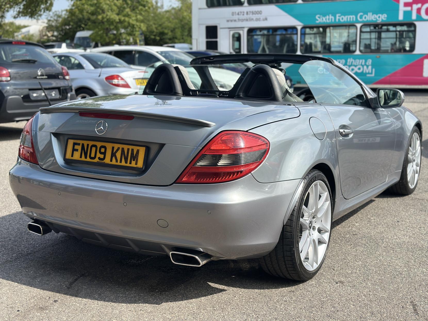 Mercedes-Benz SLK 1.8 SLK200K Convertible 2dr Petrol Tiptronic Euro 4 (184 ps)