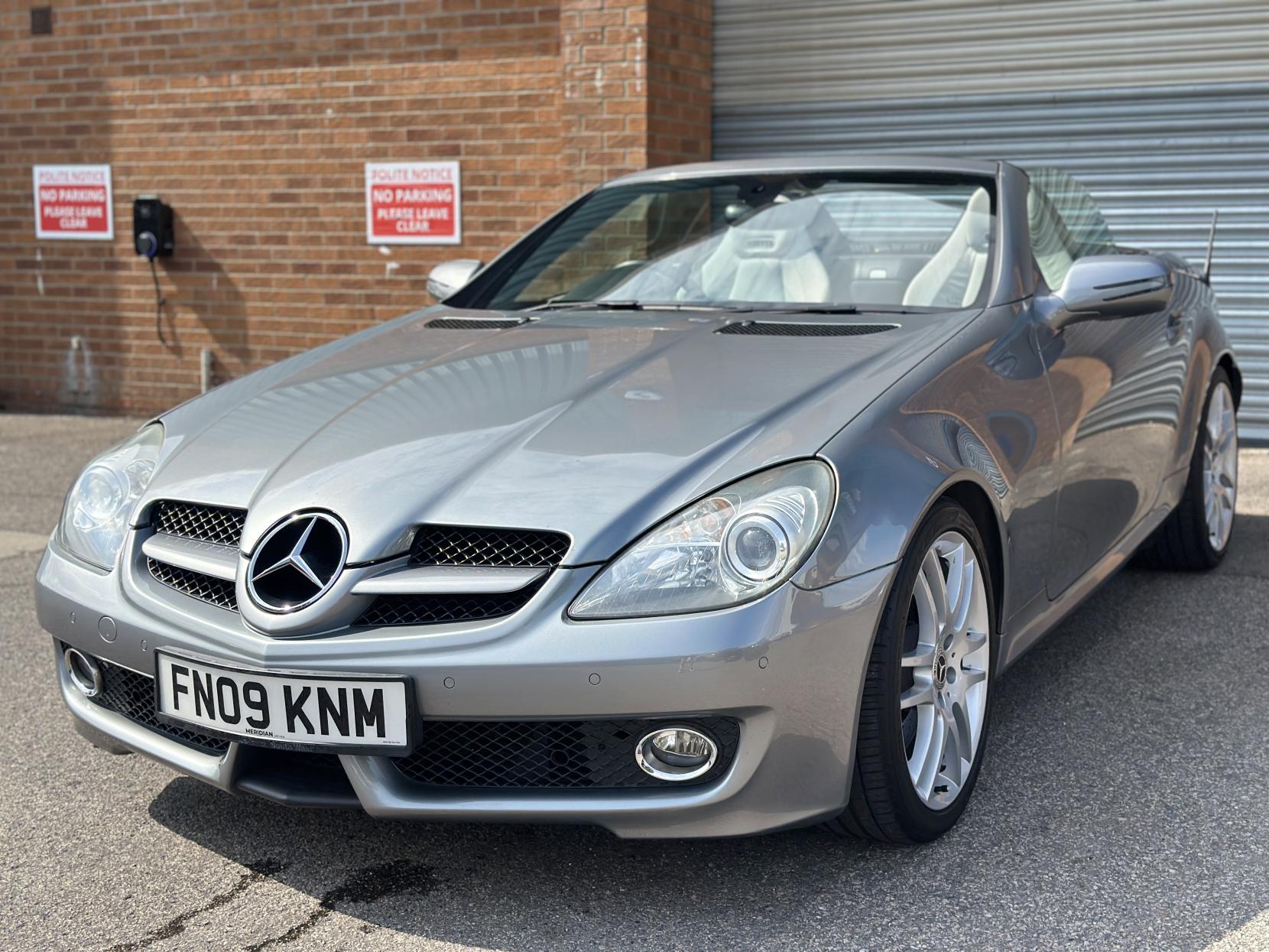 Mercedes-Benz SLK 1.8 SLK200K Convertible 2dr Petrol Tiptronic Euro 4 (184 ps)