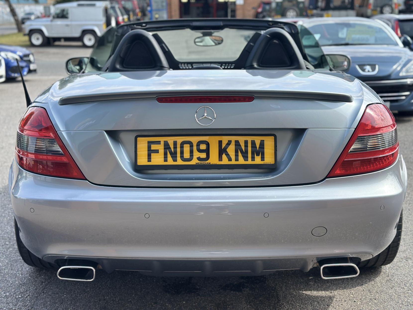 Mercedes-Benz SLK 1.8 SLK200K Convertible 2dr Petrol Tiptronic Euro 4 (184 ps)