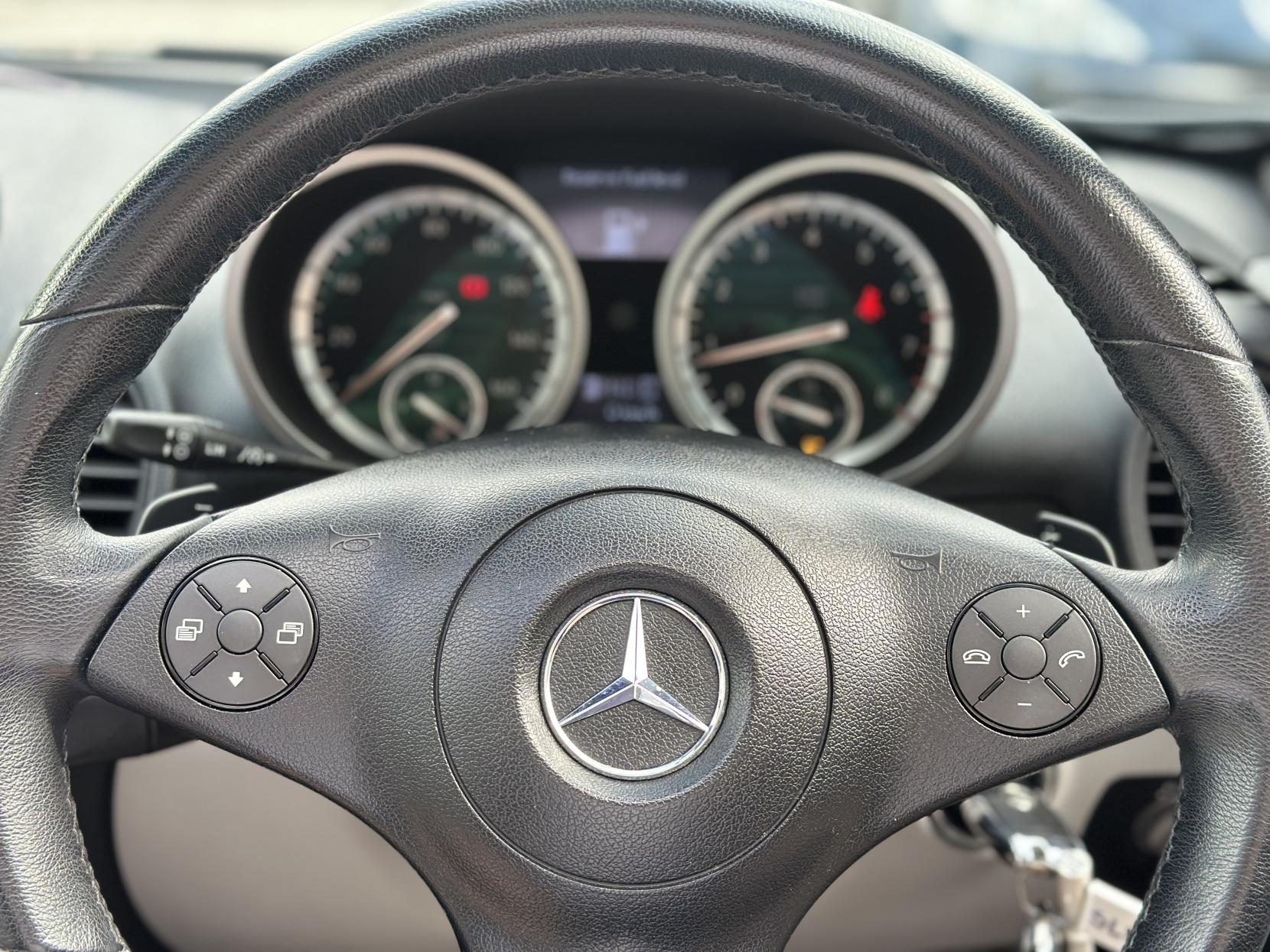 Mercedes-Benz SLK 1.8 SLK200K Convertible 2dr Petrol Tiptronic Euro 4 (184 ps)