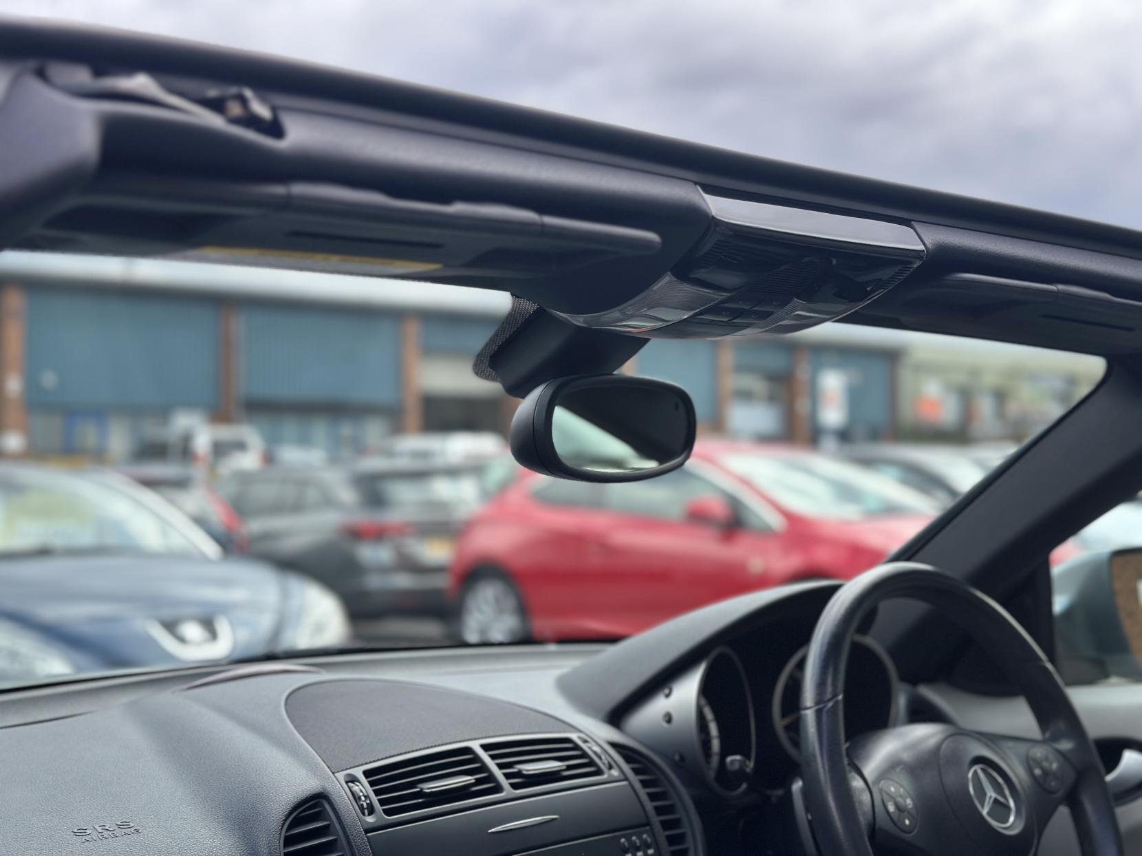 Mercedes-Benz SLK 1.8 SLK200K Convertible 2dr Petrol Tiptronic Euro 4 (184 ps)