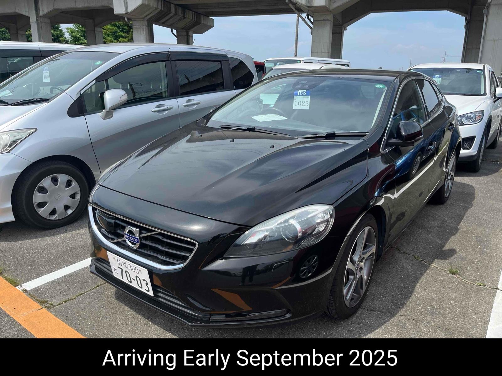 Volvo V40 2.0 D4 R-Design Nav Hatchback 5dr Diesel Geartronic Euro 5 (s/s) (177 ps)