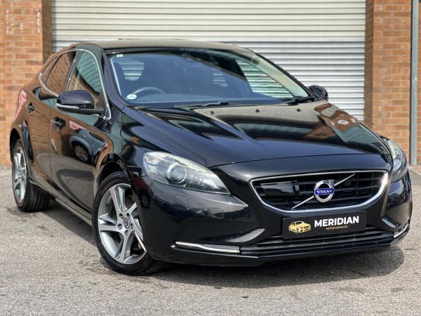 Volvo V40 2.0 D4 R-Design Nav Hatchback 5dr Diesel Geartronic Euro 5 (s/s) (177 ps)