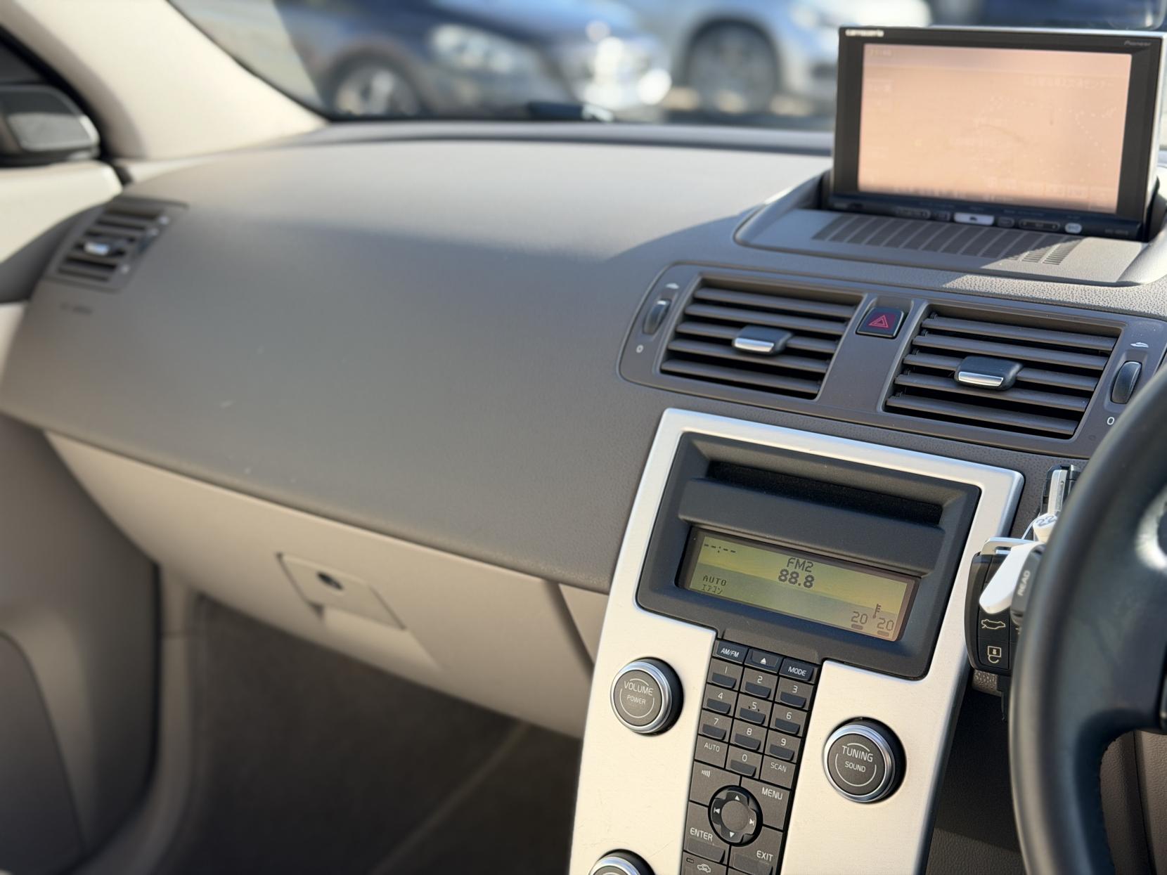 Volvo S40 2.0 CLASSIC S40 II (facelift 2007)