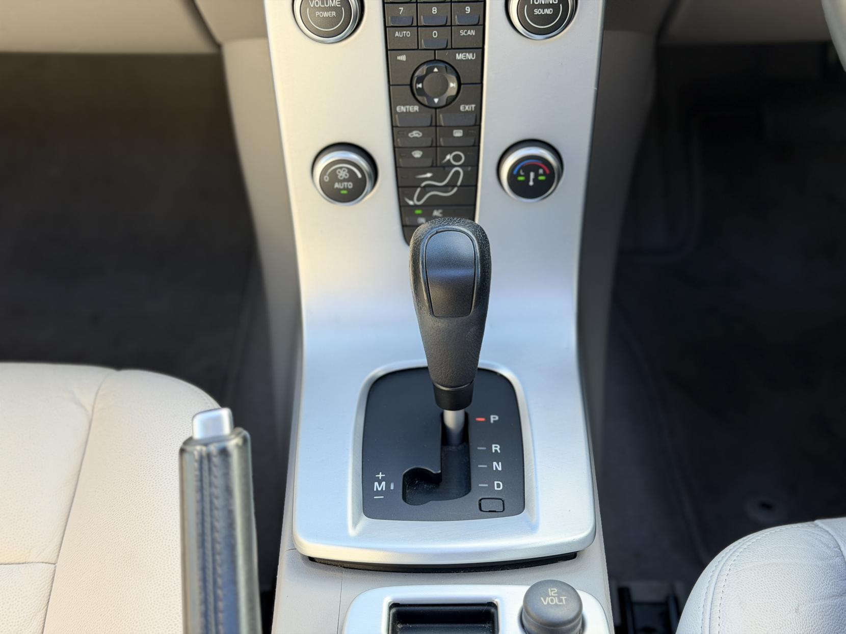 Volvo S40 2.0 CLASSIC S40 II (facelift 2007)