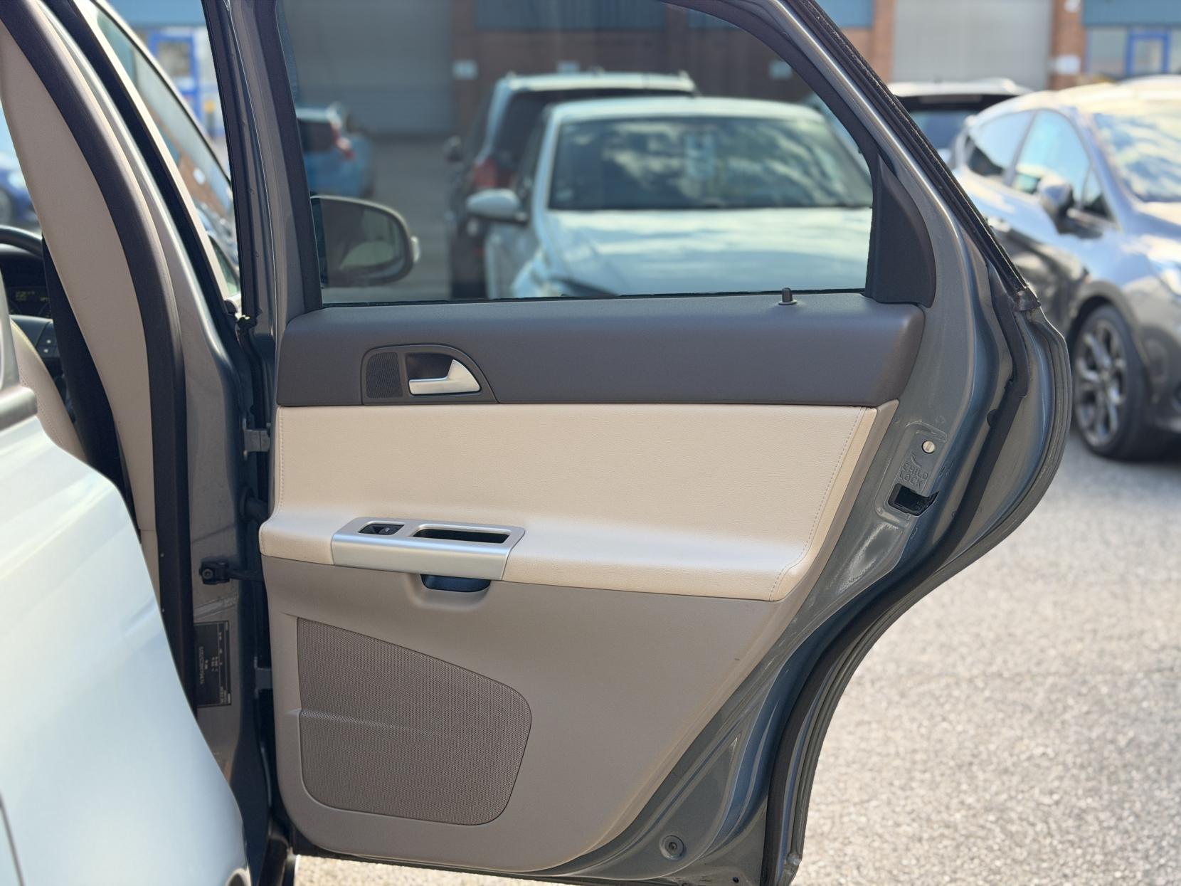 Volvo S40 2.0 CLASSIC S40 II (facelift 2007)