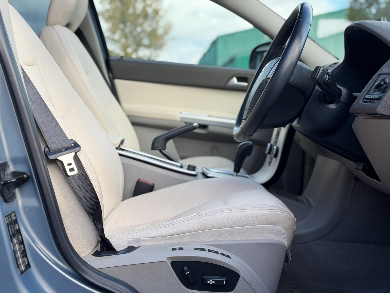 Volvo S40 2.0 CLASSIC S40 II (facelift 2007)