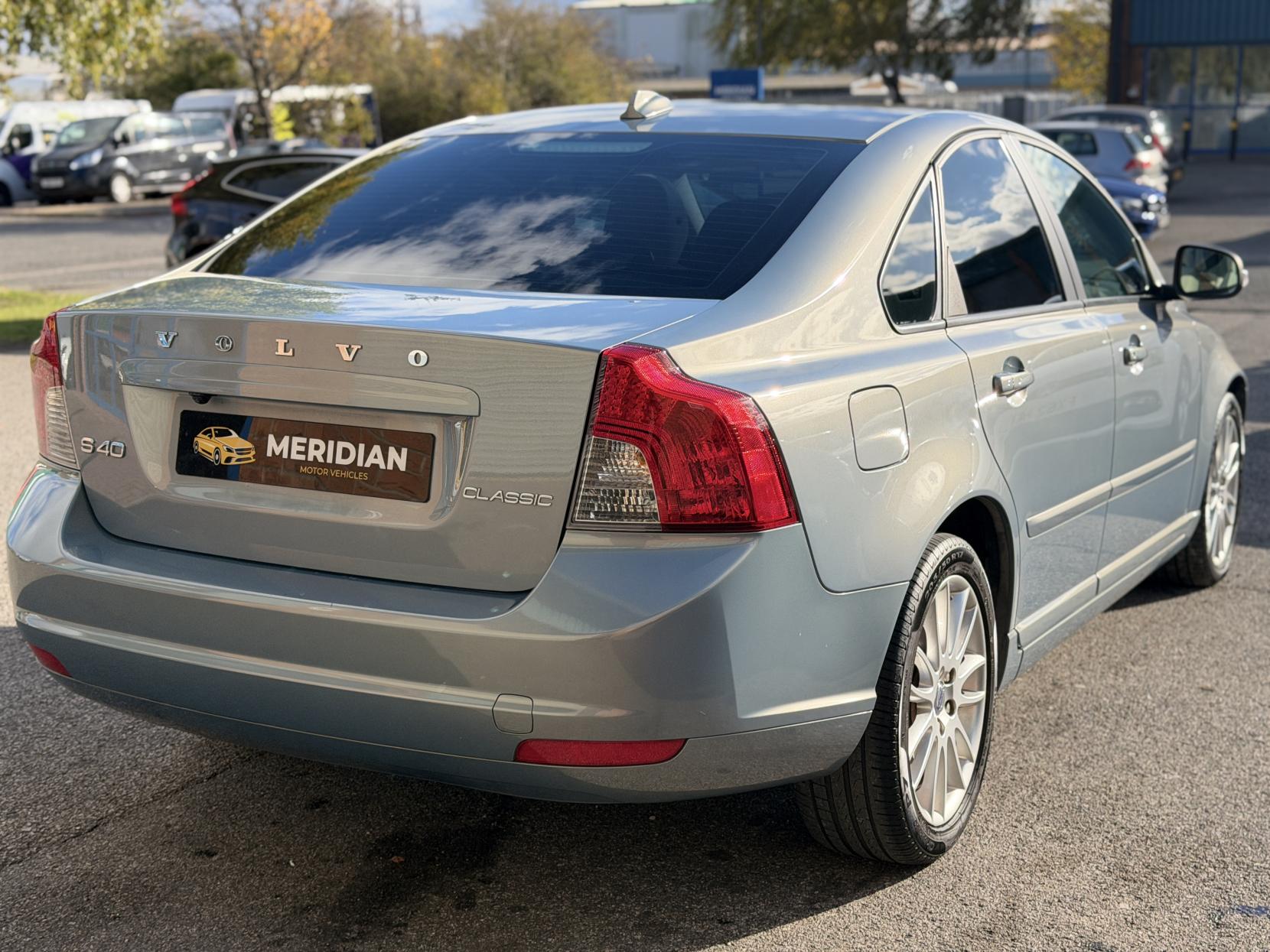 Volvo S40 2.0 CLASSIC S40 II (facelift 2007)