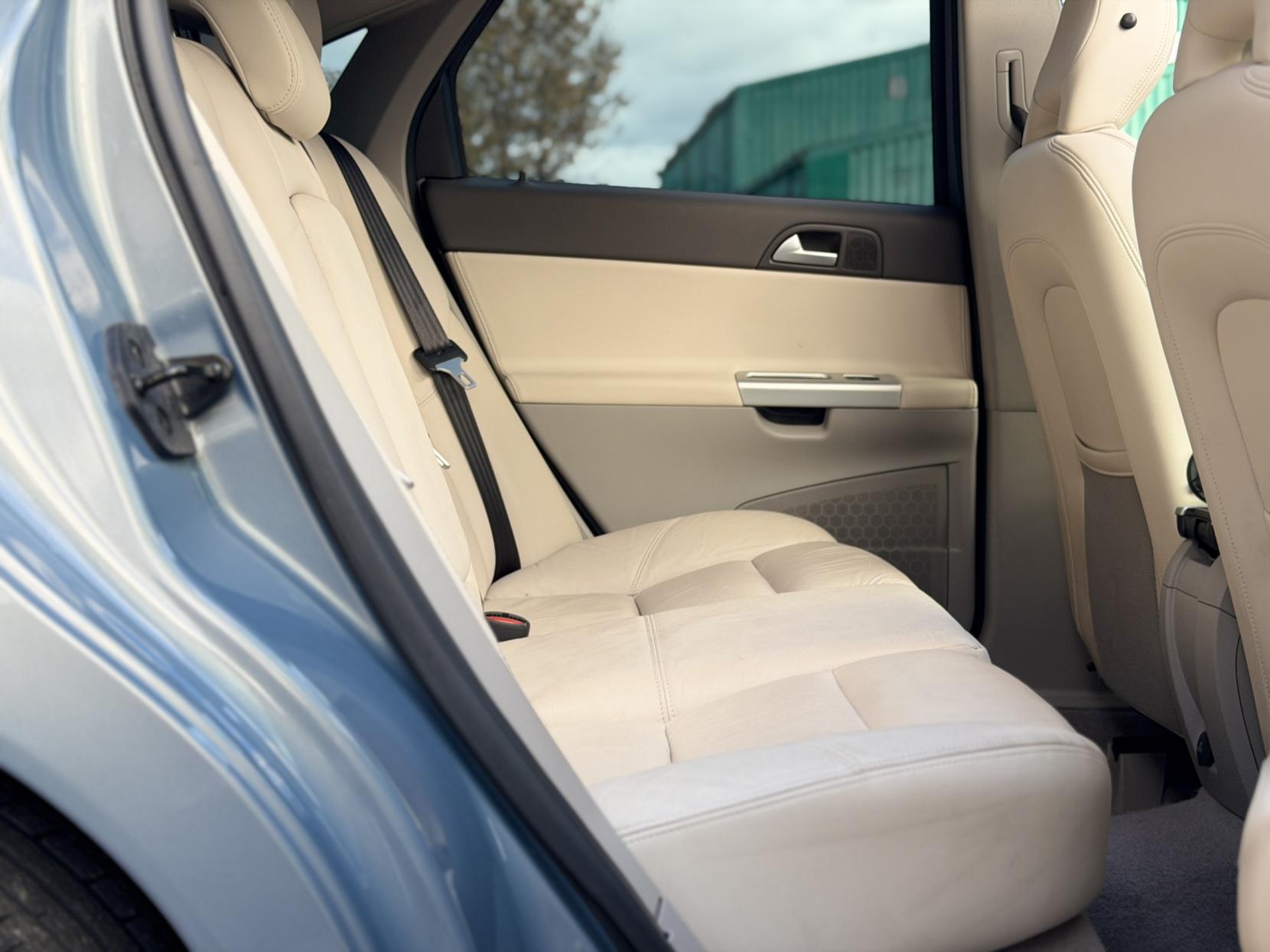 Volvo S40 2.0 CLASSIC S40 II (facelift 2007)