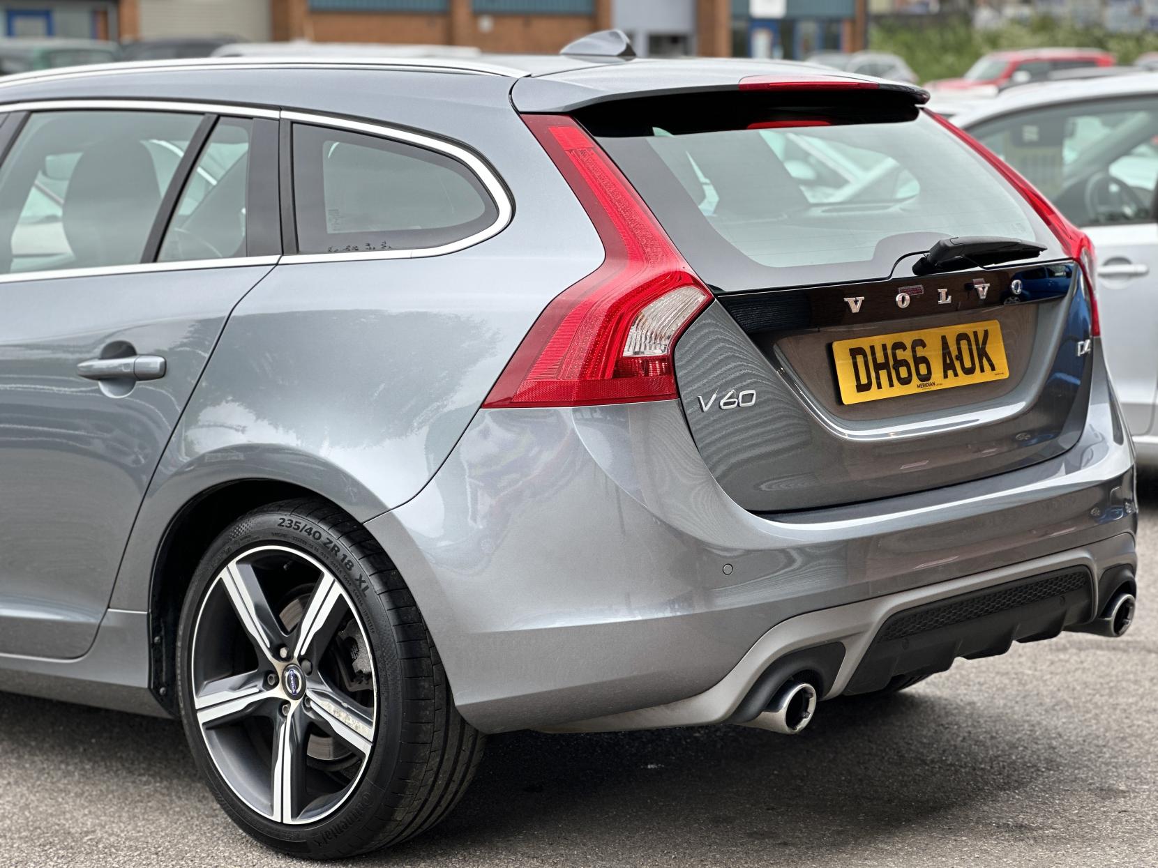 Volvo V60 2.0 D4 R-Design Lux Nav Estate 5dr Diesel Manual Euro 6 (s/s) (190 ps)