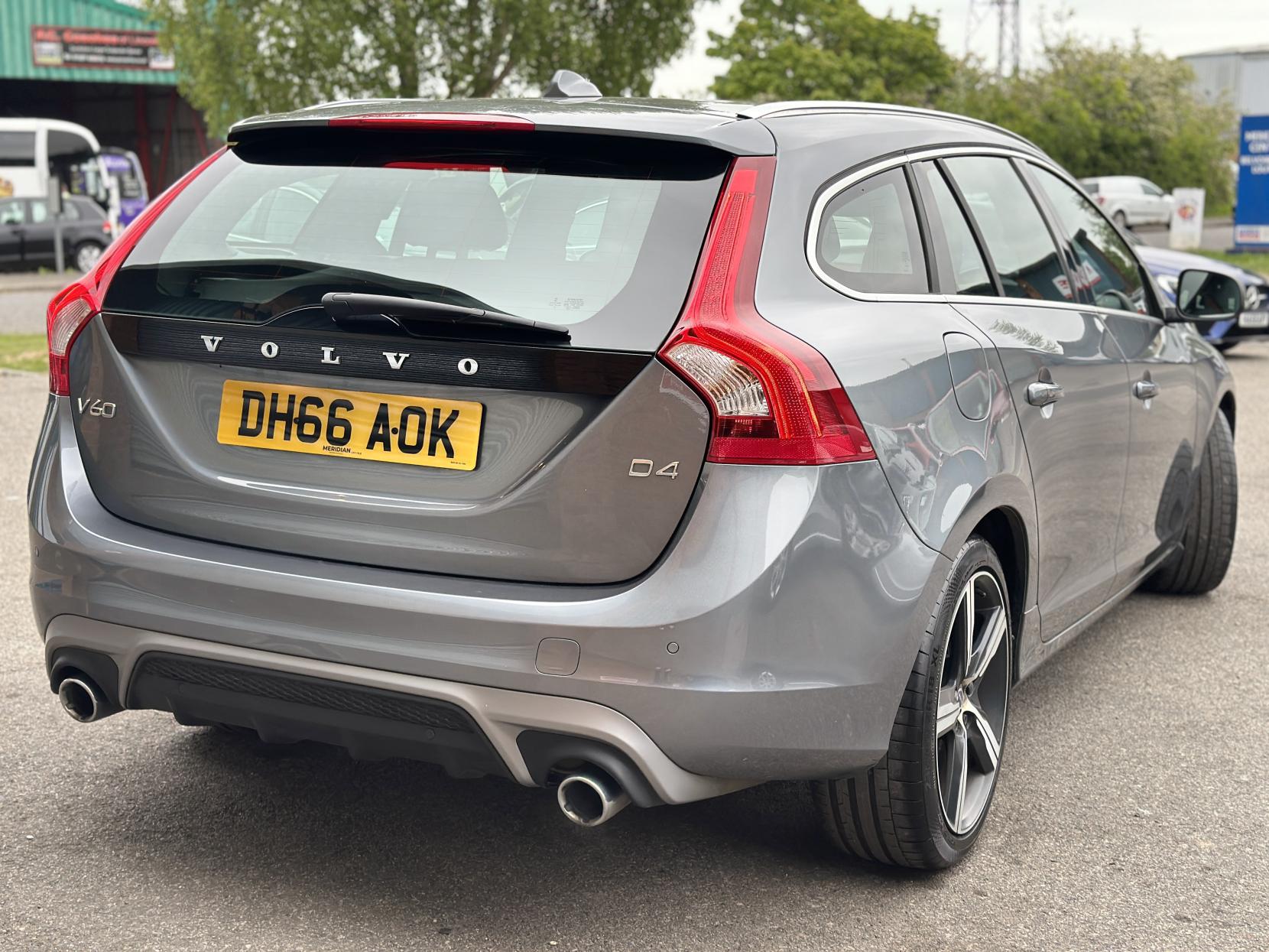 Volvo V60 2.0 D4 R-Design Lux Nav Estate 5dr Diesel Manual Euro 6 (s/s) (190 ps)