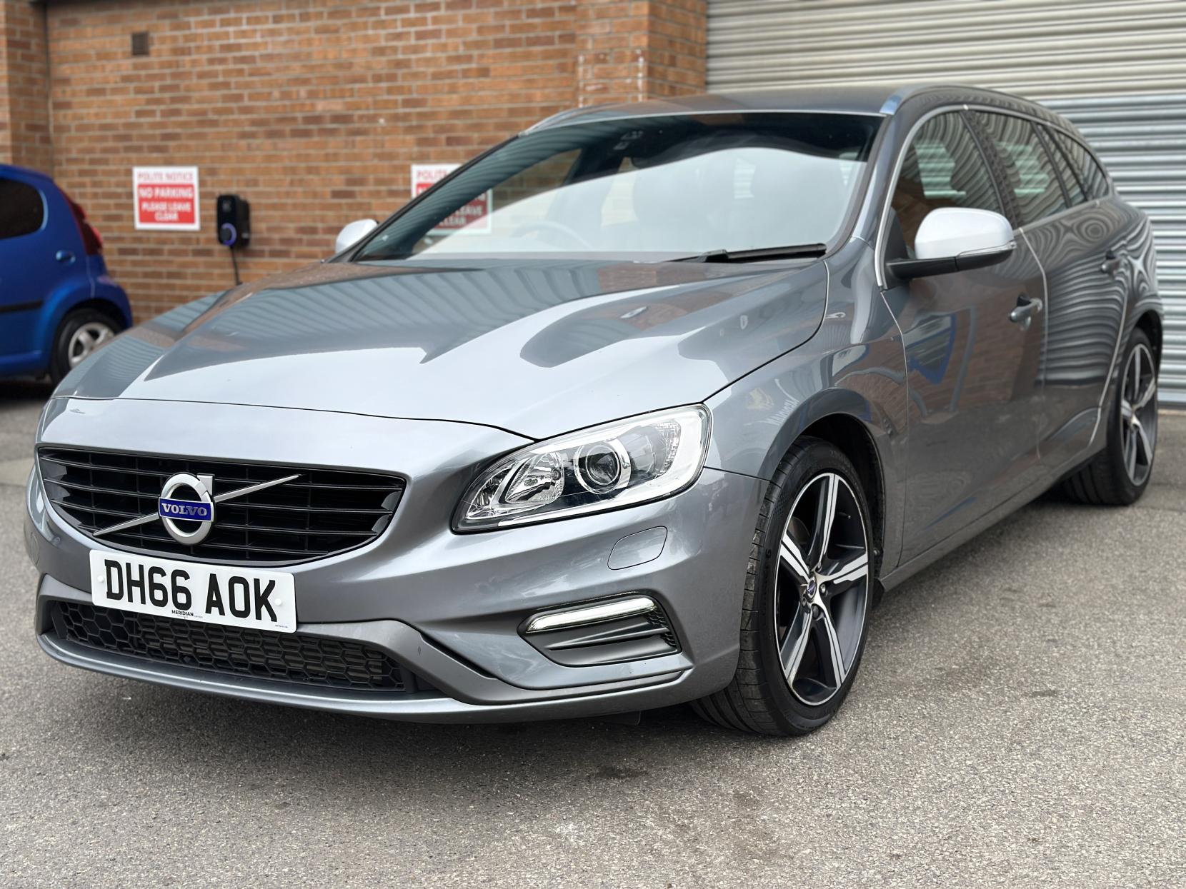 Volvo V60 2.0 D4 R-Design Lux Nav Estate 5dr Diesel Manual Euro 6 (s/s) (190 ps)