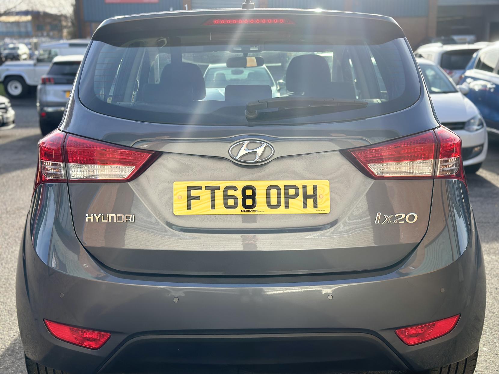 Hyundai ix20 1.6 SE Hatchback 5dr Petrol Manual Euro 6 (125 ps)