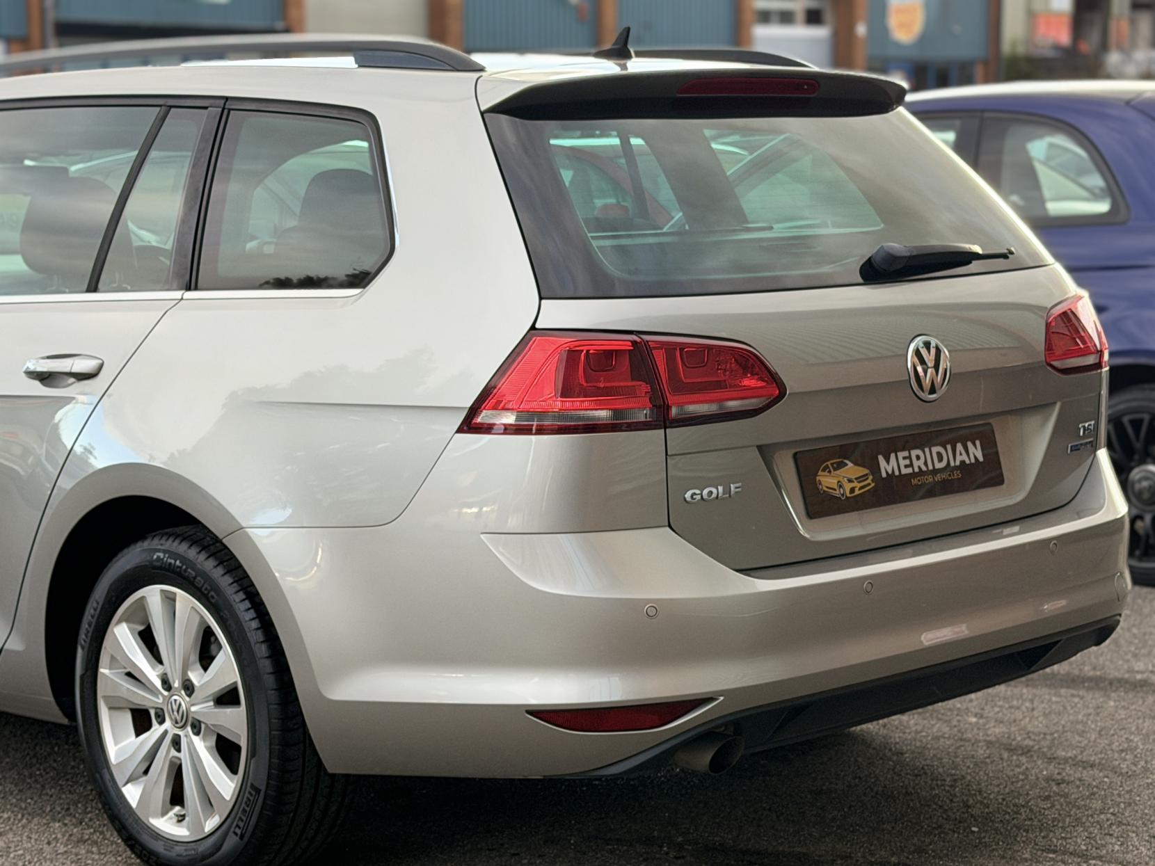 Volkswagen Golf 1.2 TSI BlueMotion Tech S Estate 5dr Petrol DSG Euro 5 (s/s) (105 ps)