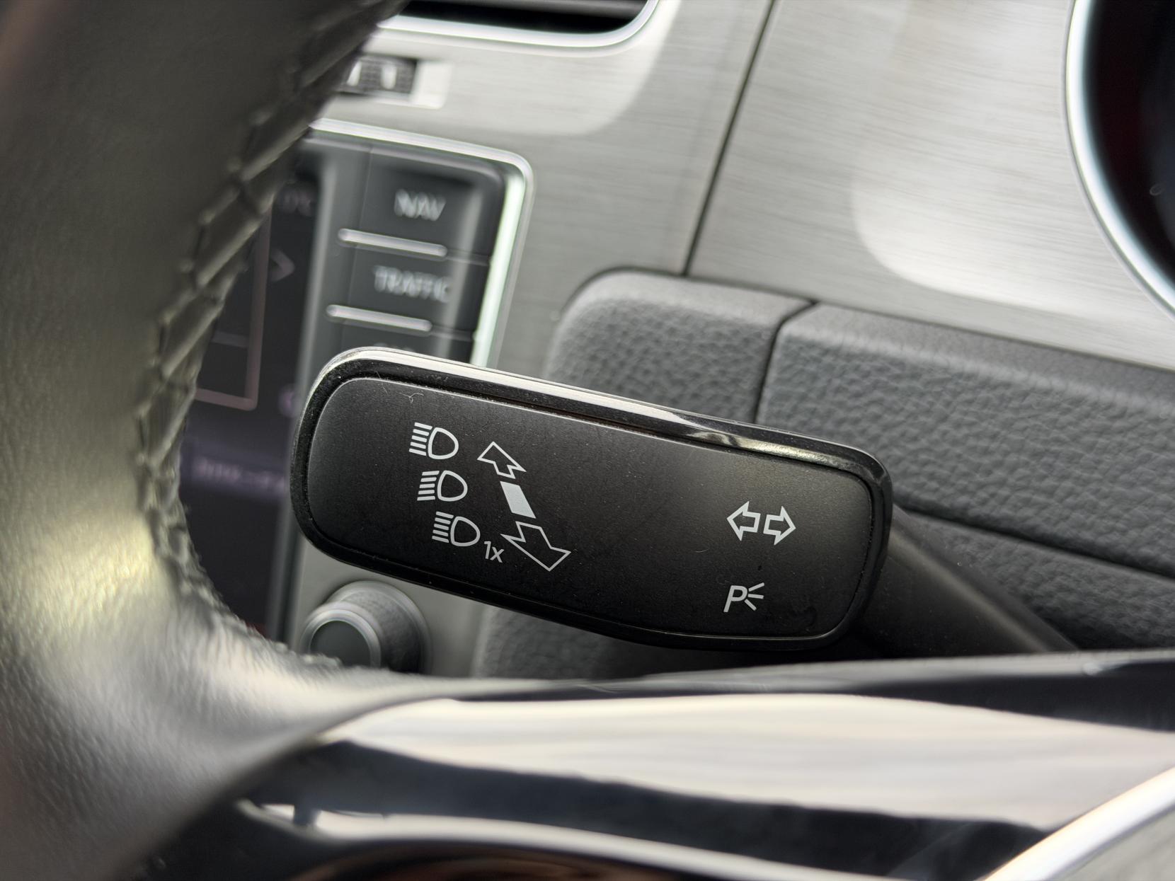 Volkswagen Golf 1.2 TSI BlueMotion Tech S Estate 5dr Petrol DSG Euro 5 (s/s) (105 ps)