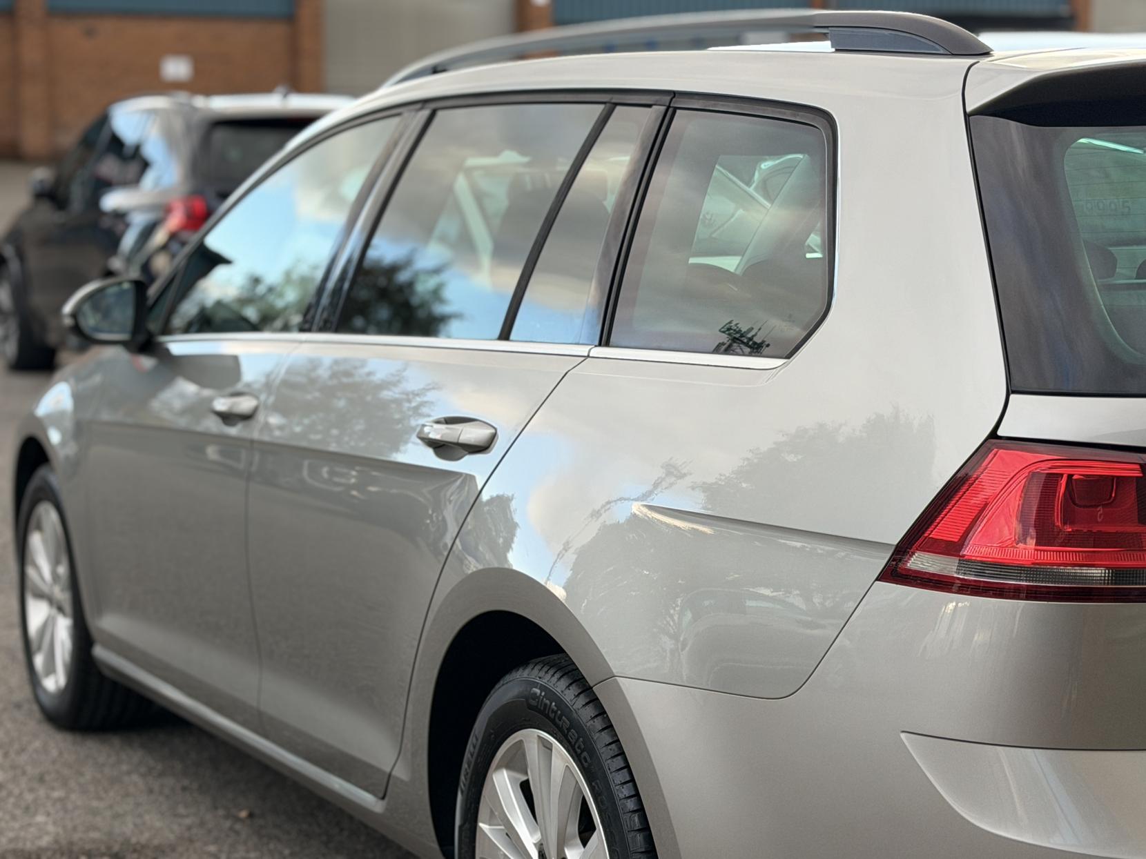 Volkswagen Golf 1.2 TSI BlueMotion Tech S Estate 5dr Petrol DSG Euro 5 (s/s) (105 ps)